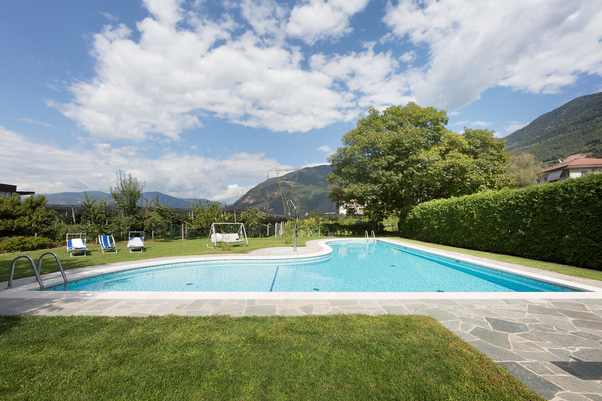 Garni Midl piscina