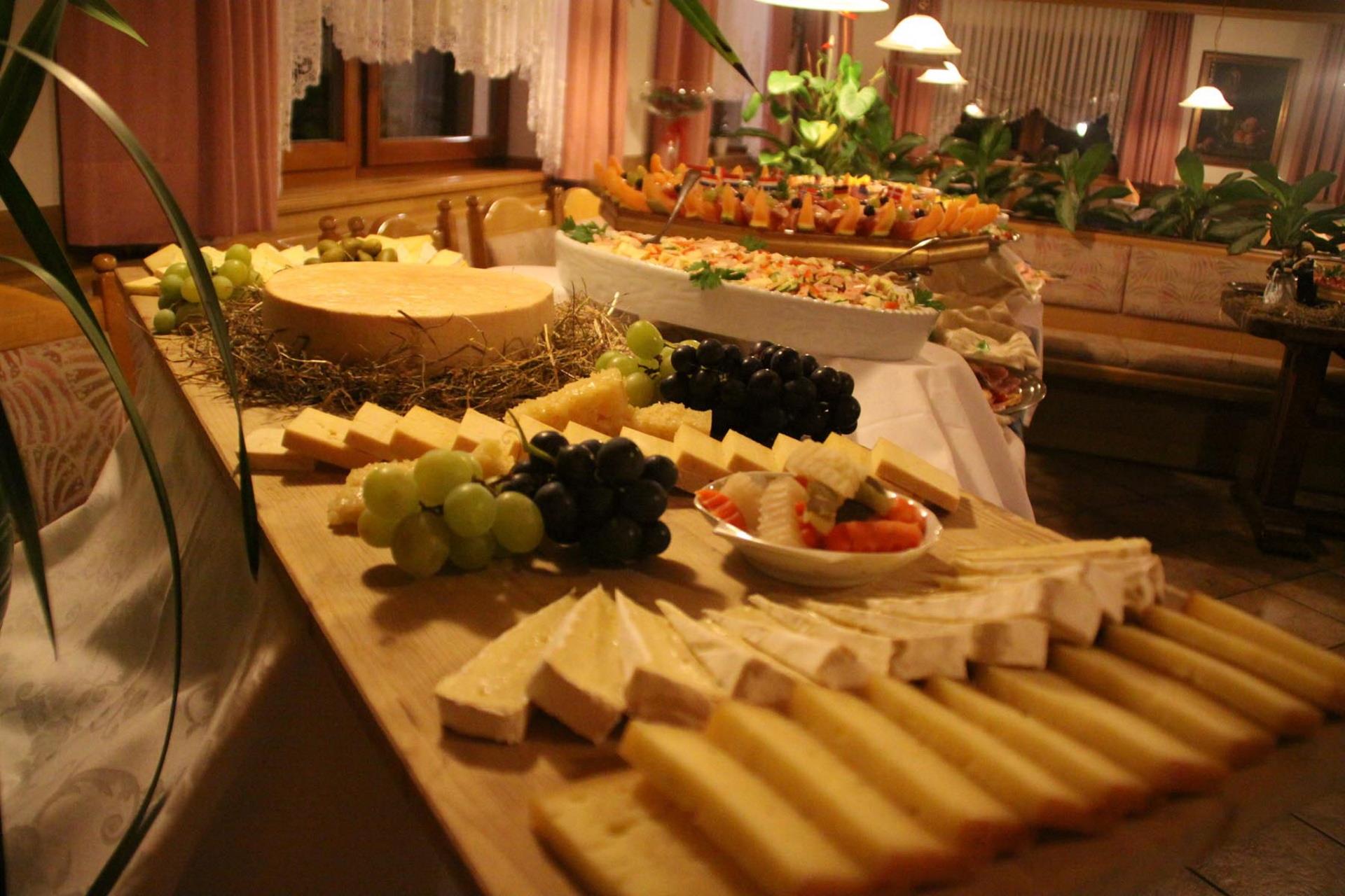 Albergo Cavallino Bianco Sarentino 4 suedtirol.info