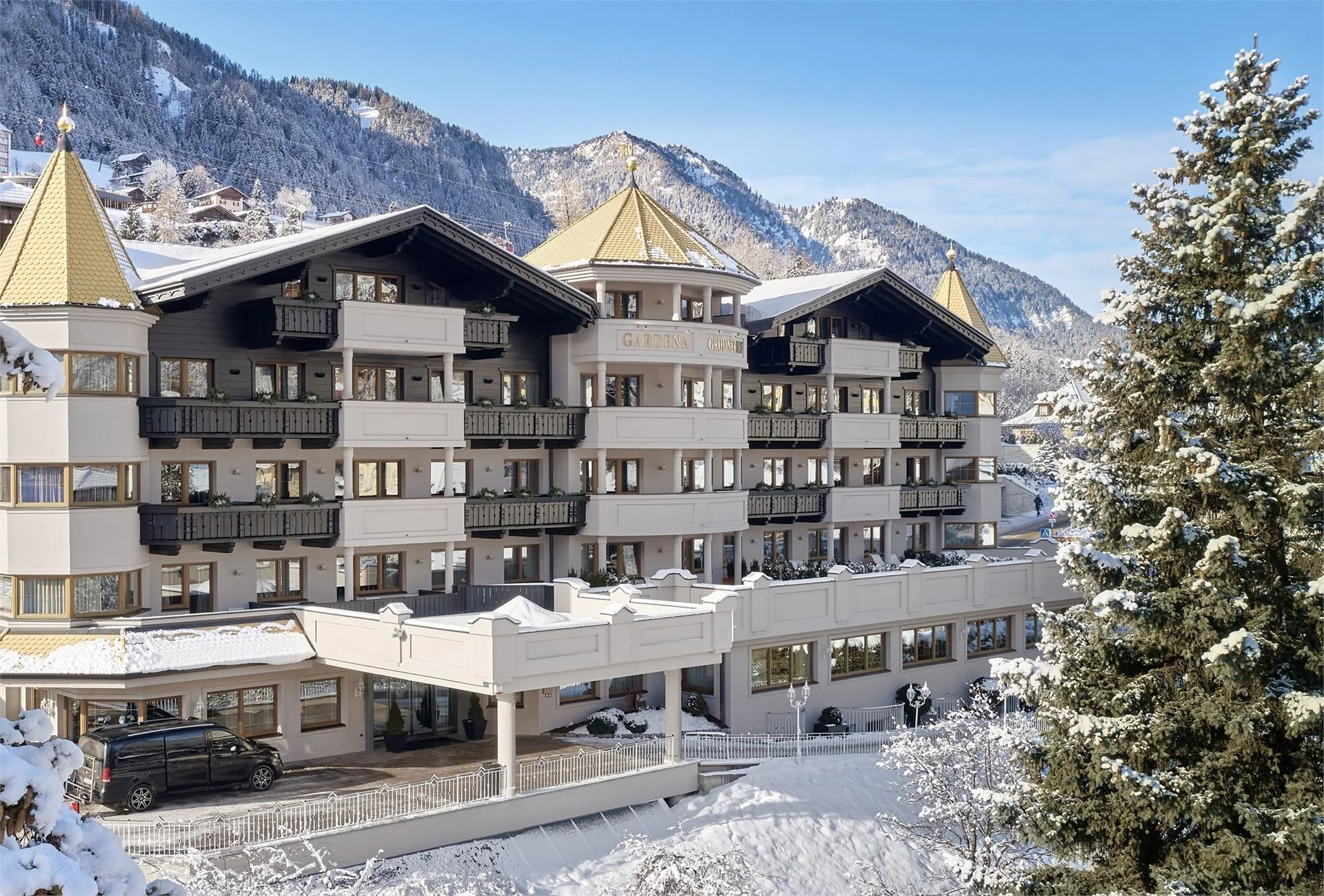 GARDENA GRÖDNERHOF Gourmet Hotel & Spa St.Ulrich 3 suedtirol.info