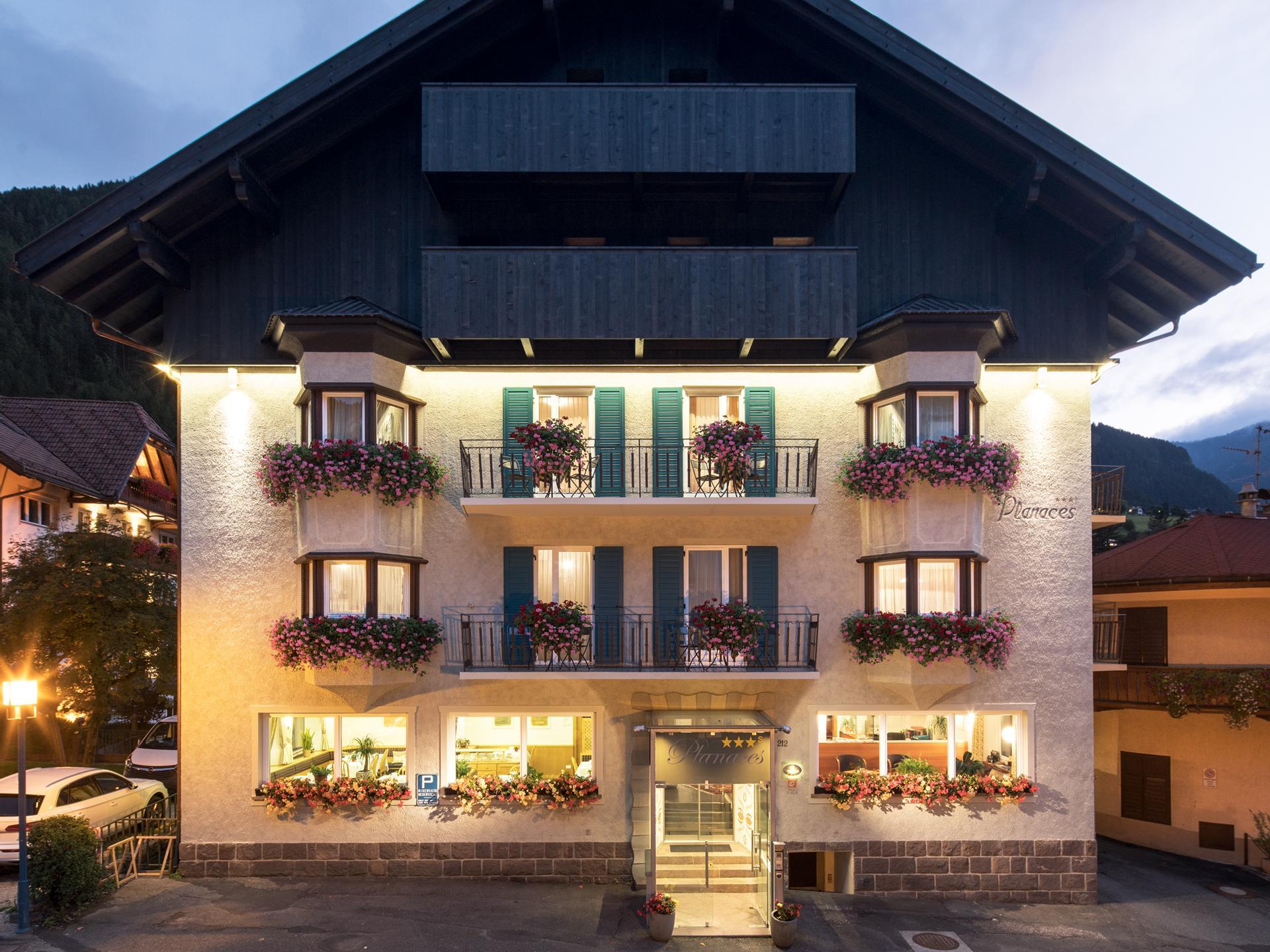 Garni -Hotel Planaces Ortisei 1 suedtirol.info