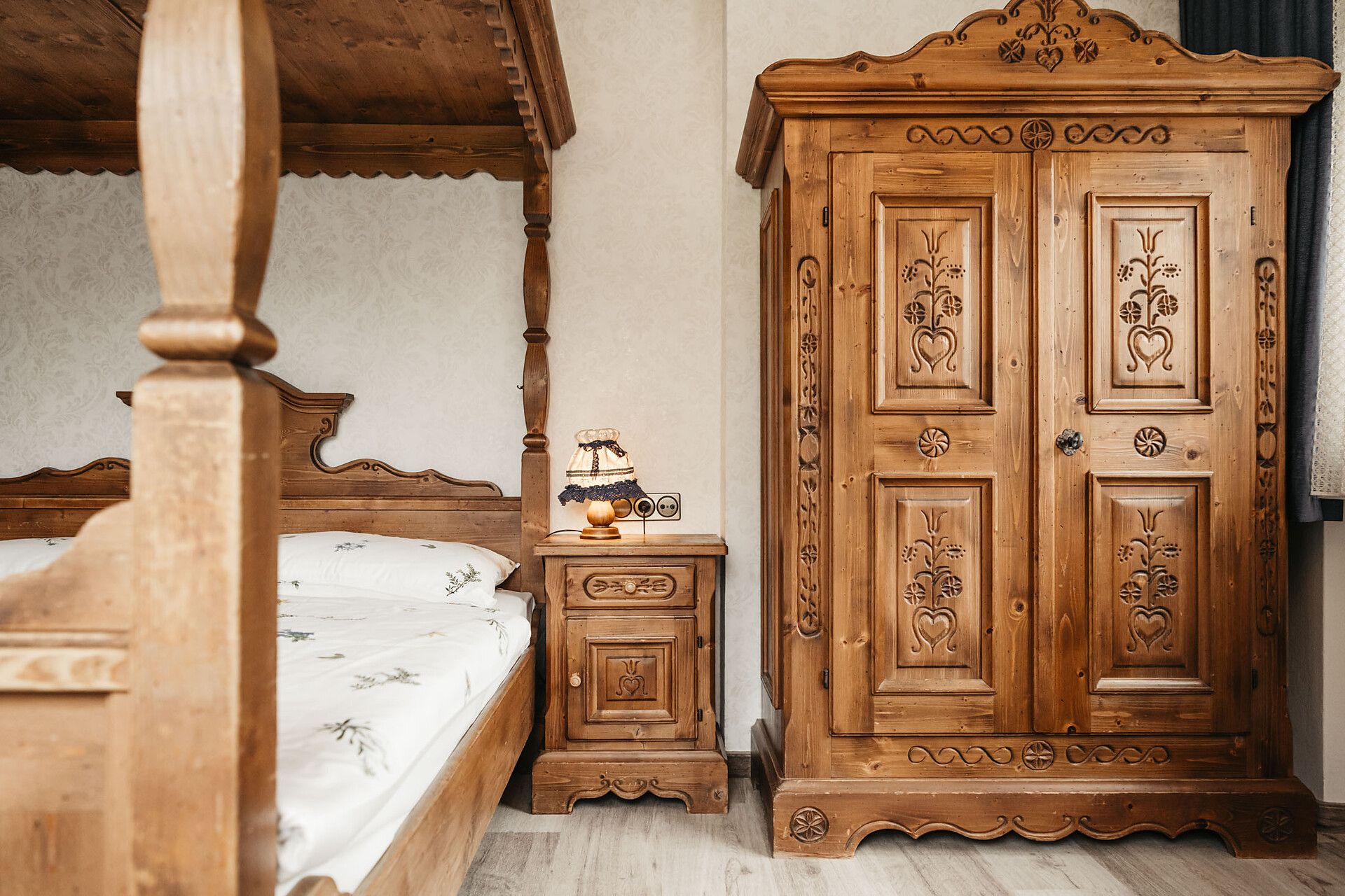Garni-Hotel Toni - Dolomites Region Val Gardena - #4 - suedtirol.info