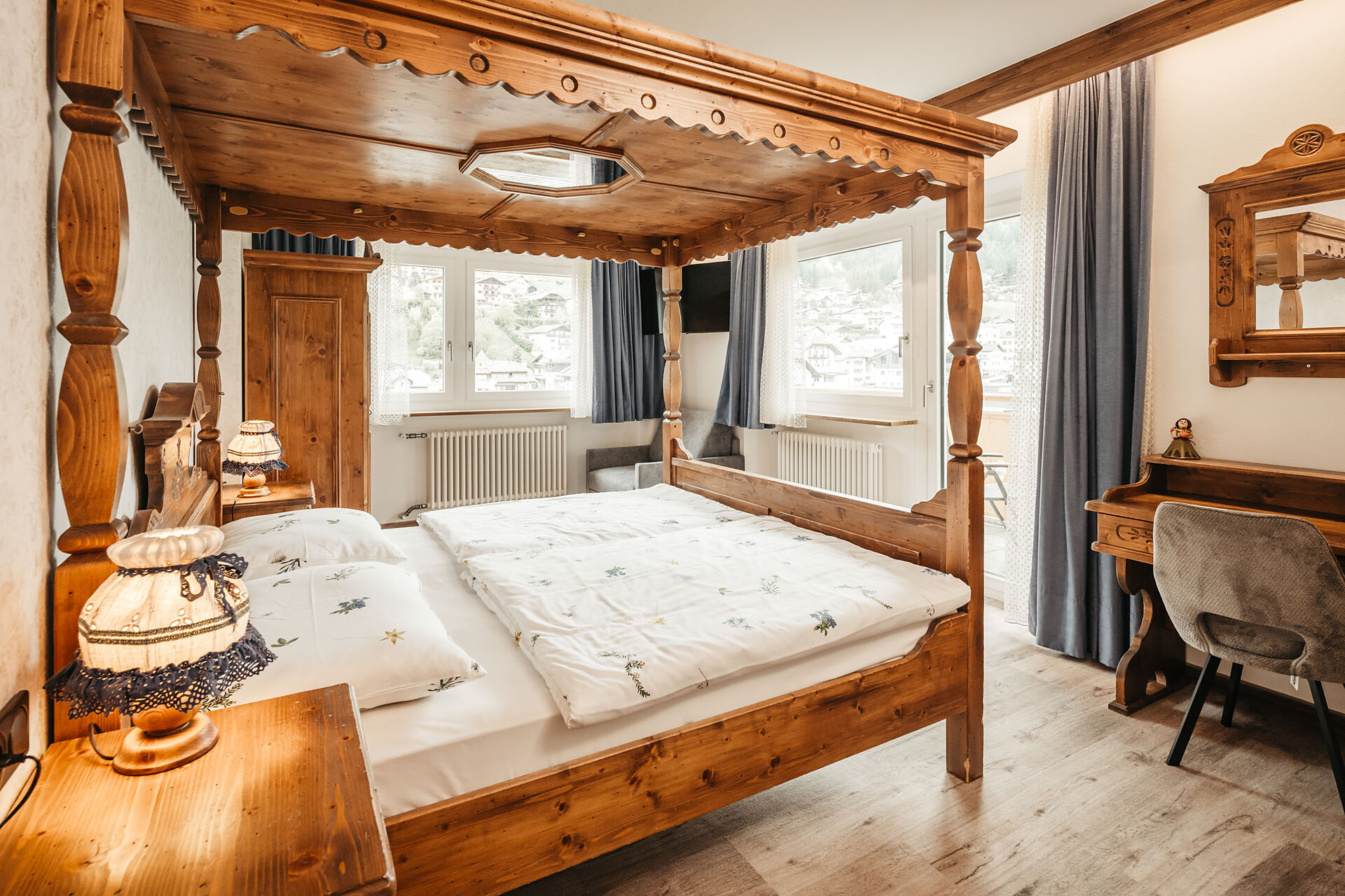 Garni-Hotel Toni - Dolomites Region Val Gardena - #3 - suedtirol.info