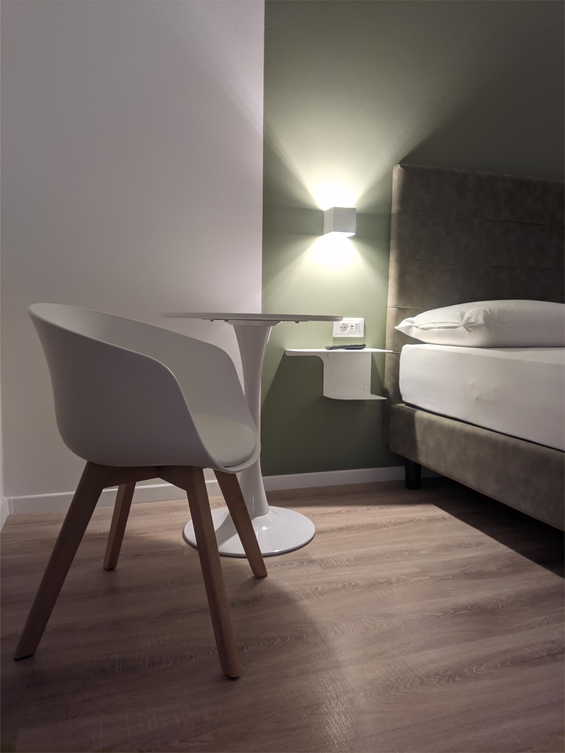 Garni-Hotel Saltneregg Caldaro sulla Strada del Vino 25 suedtirol.info