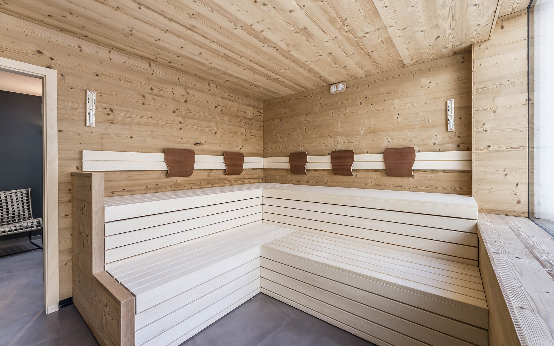 Finische Sauna + Bio Sauna