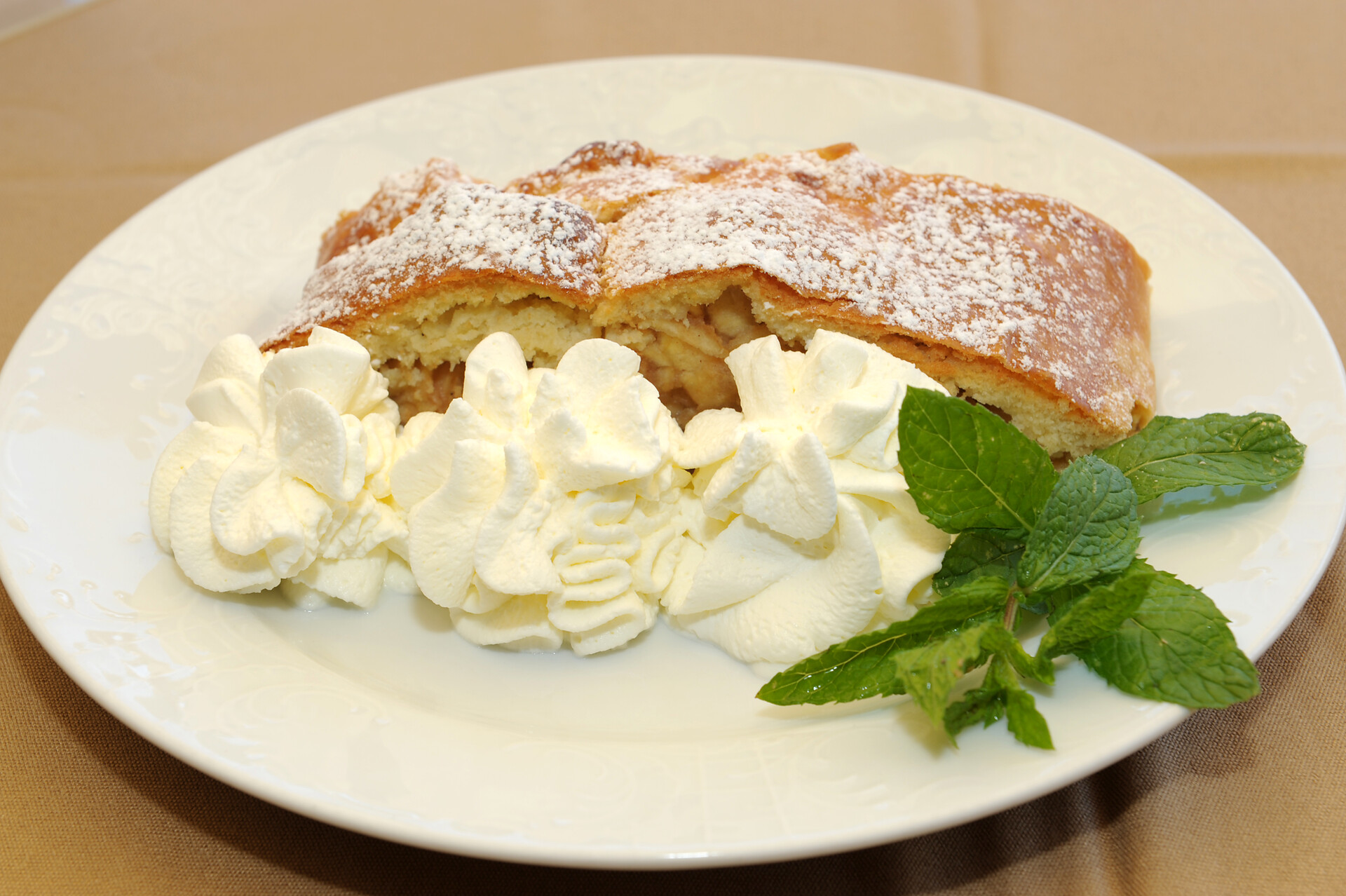 Apple strudel