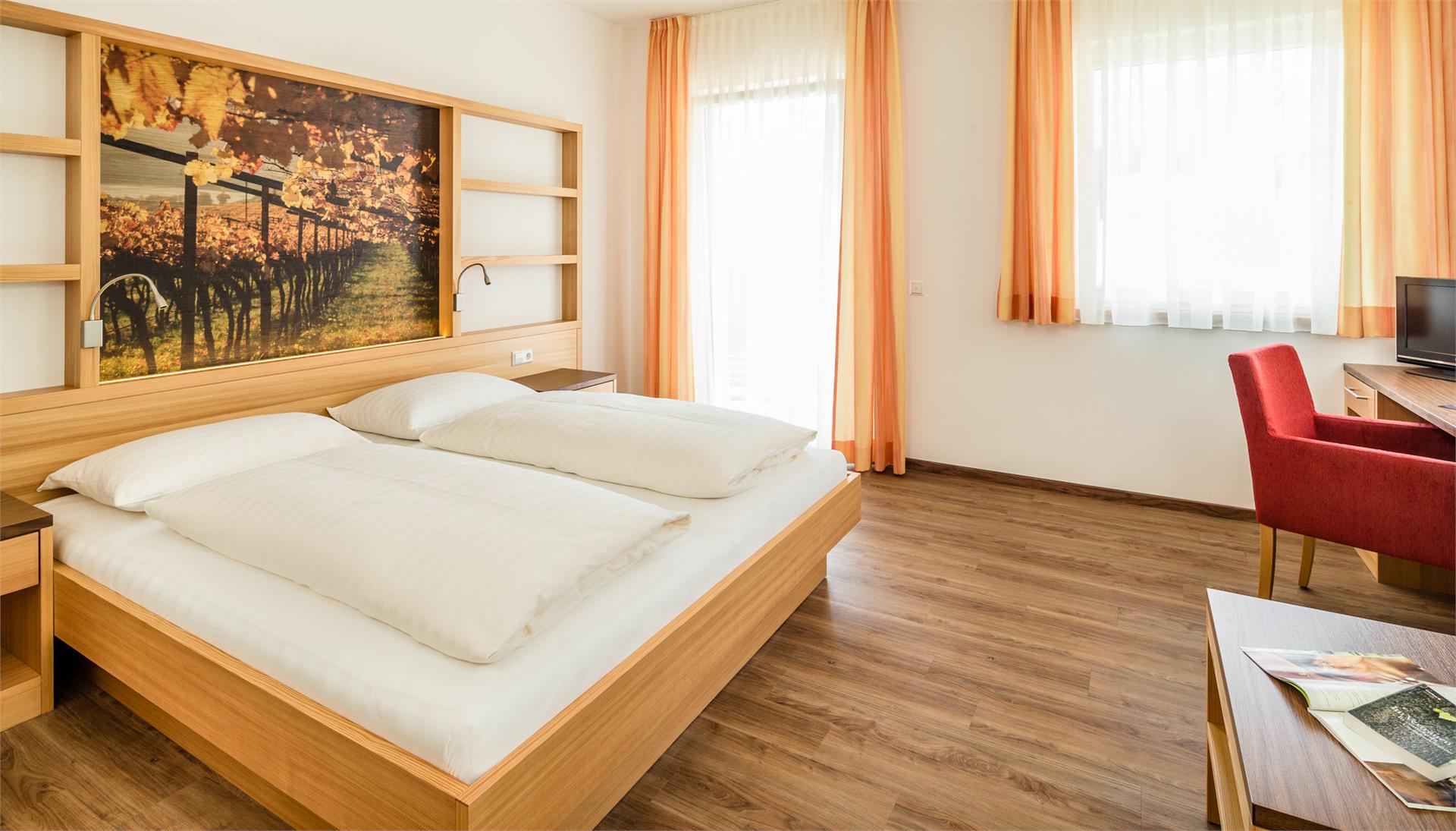 Gasthof Hotel Terzer Kurtatsch an der Weinstraße 14 suedtirol.info