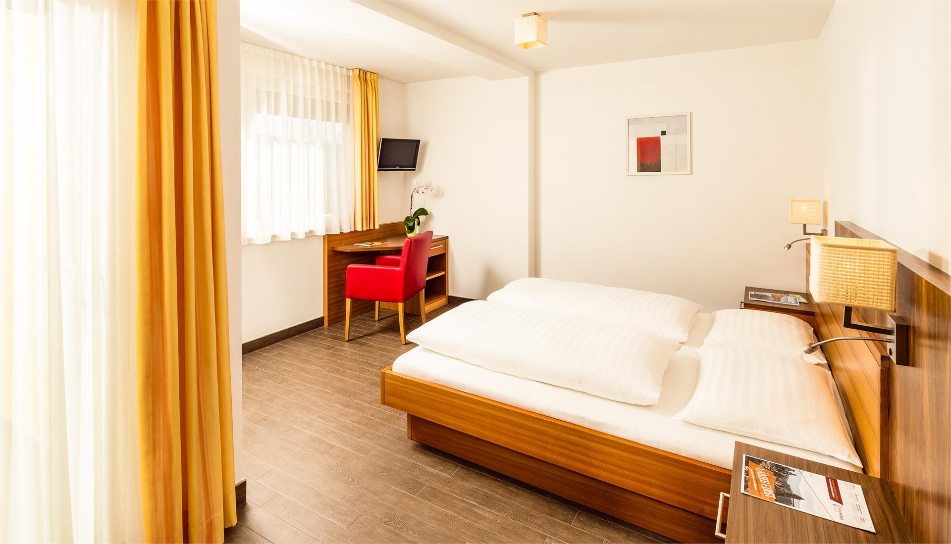 Gasthof Hotel Terzer Kurtatsch an der Weinstraße 5 suedtirol.info