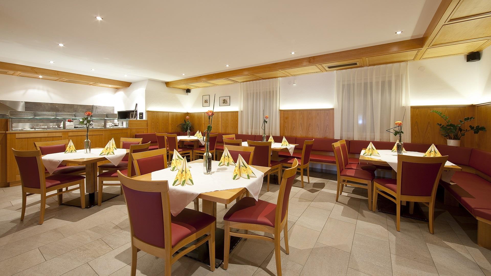 Gasthof Hotel Terzer Kurtatsch an der Weinstraße 19 suedtirol.info