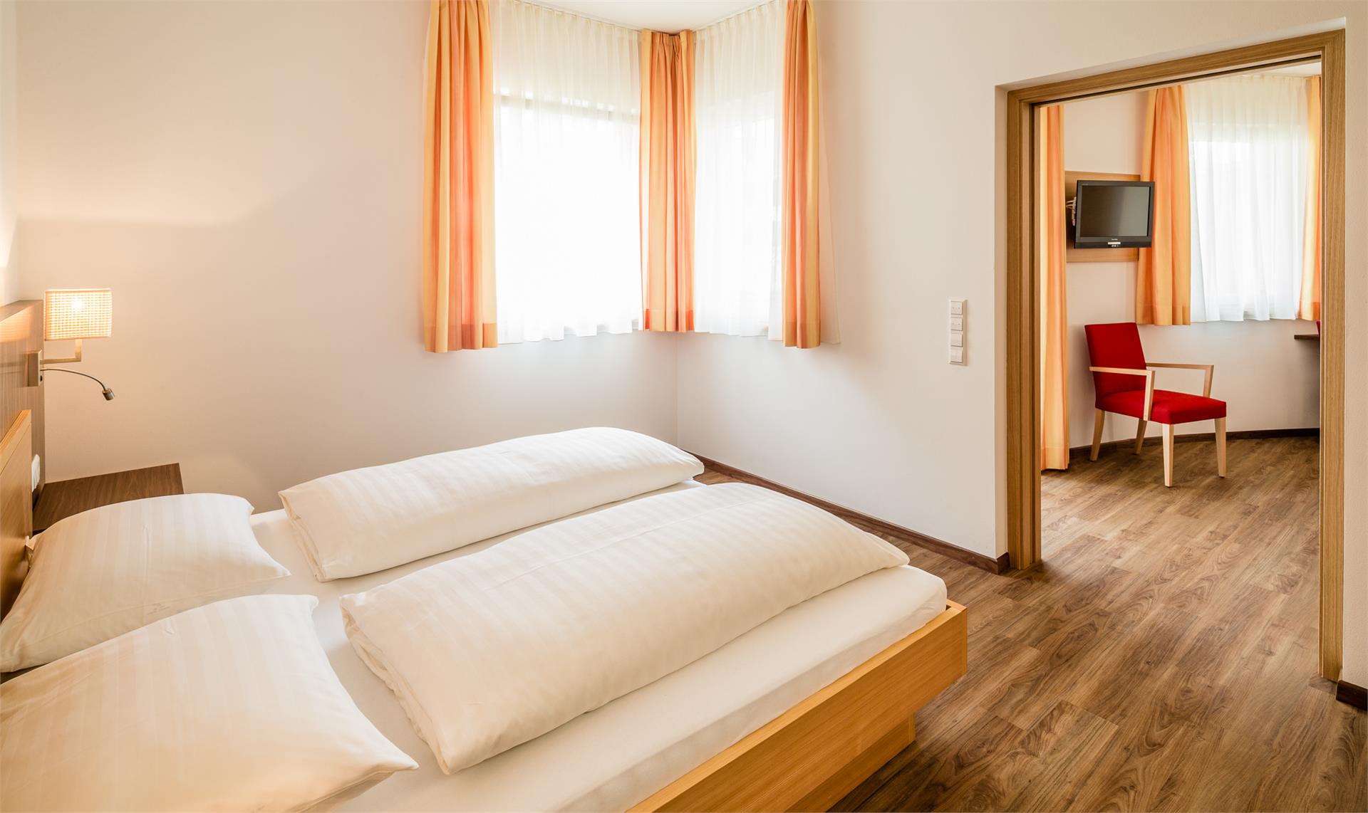 Gasthof Hotel Terzer Kurtatsch an der Weinstraße 15 suedtirol.info