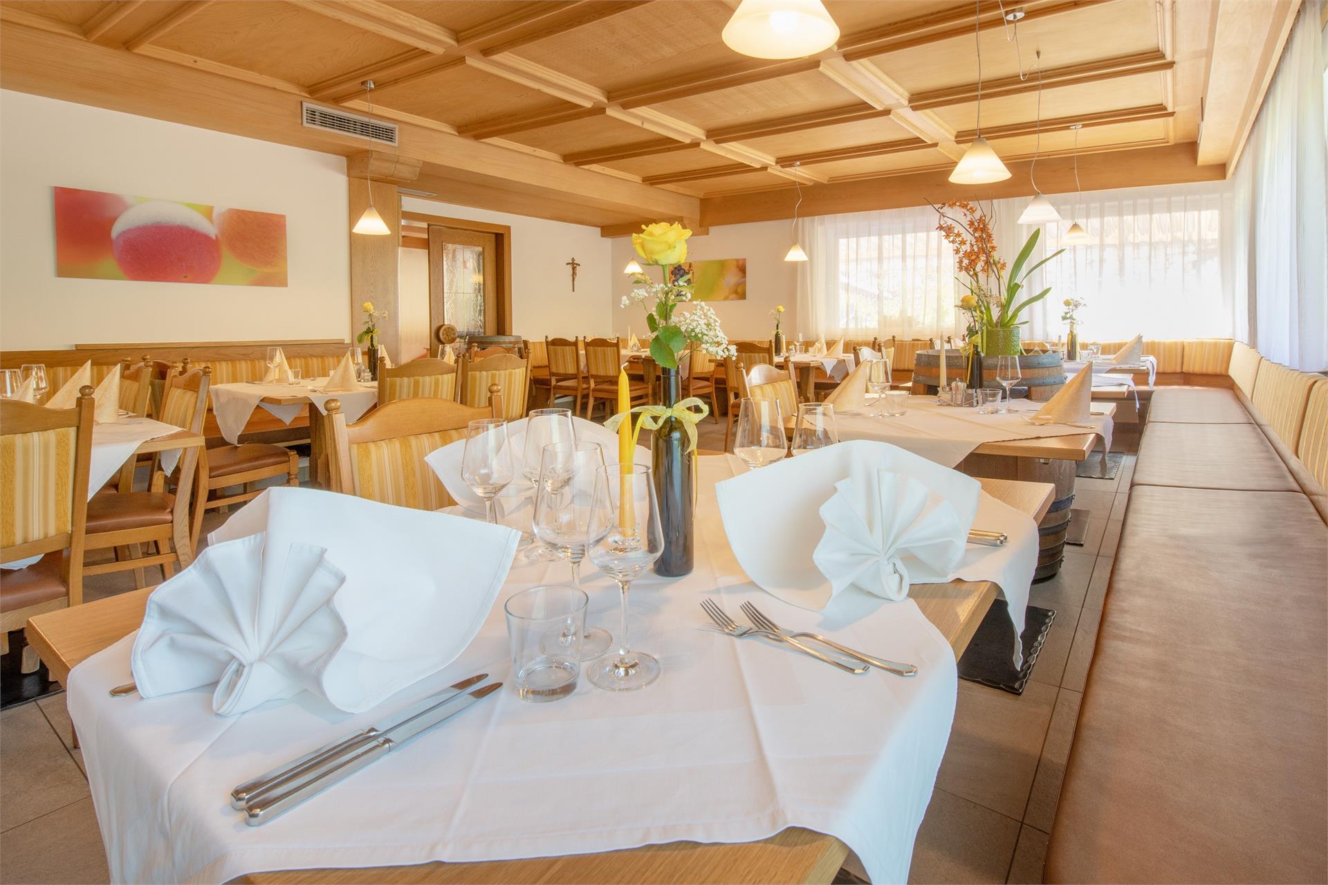 Gasthof Hotel Terzer Kurtatsch an der Weinstraße 20 suedtirol.info