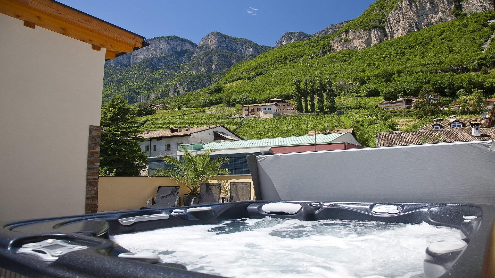 Gasthof Hotel Terzer Kurtatsch an der Weinstraße 24 suedtirol.info