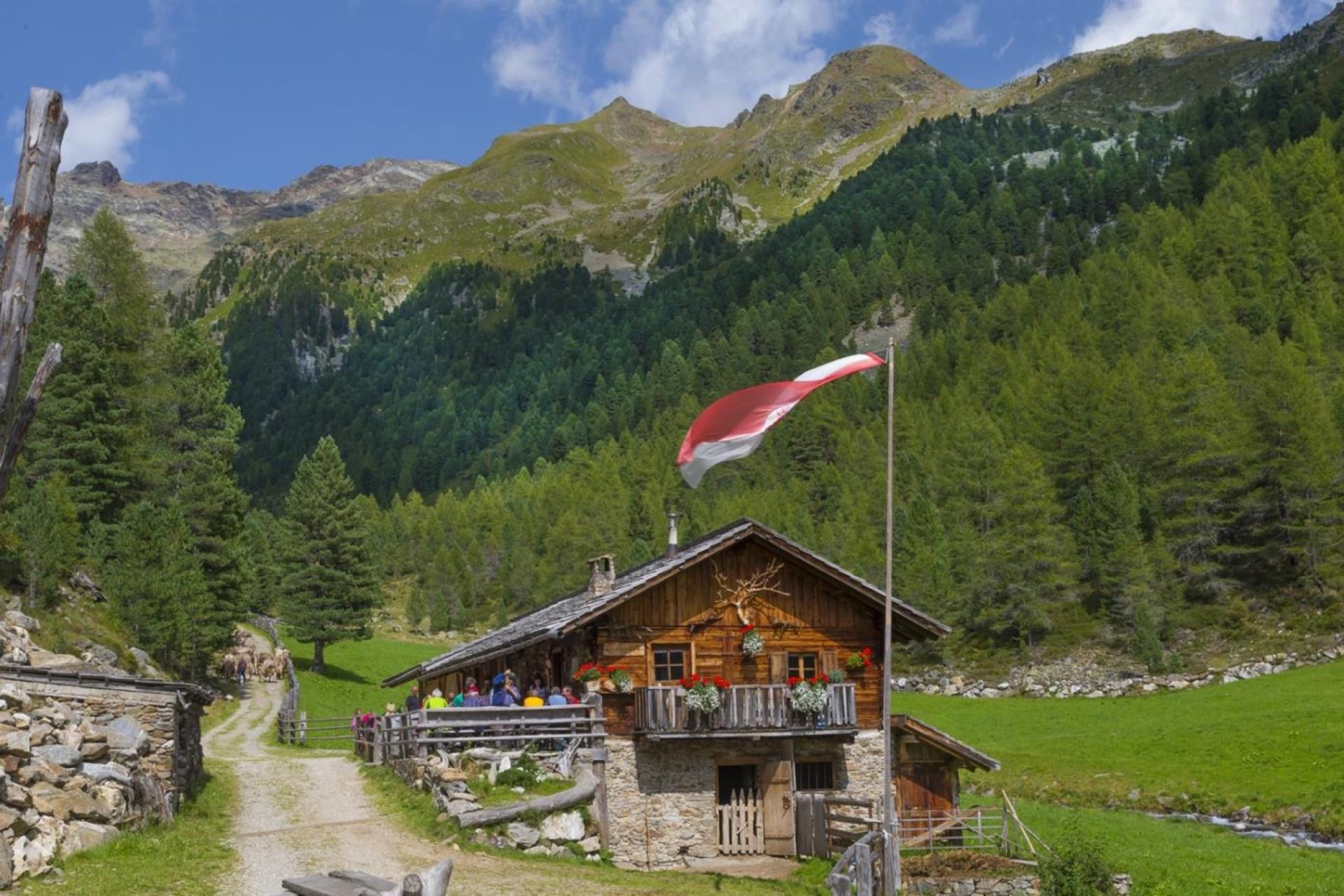 Gasthof Huber Gais 16 suedtirol.info