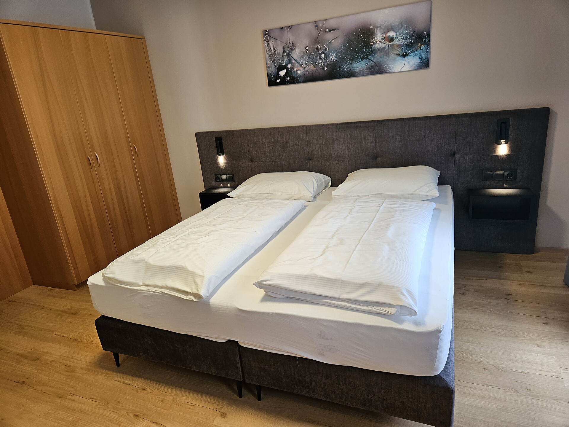 Appartment 6