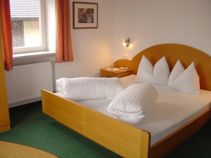 Garni Villa Claudia Augusta Graun im Vinschgau/Curon Venosta 7 suedtirol.info