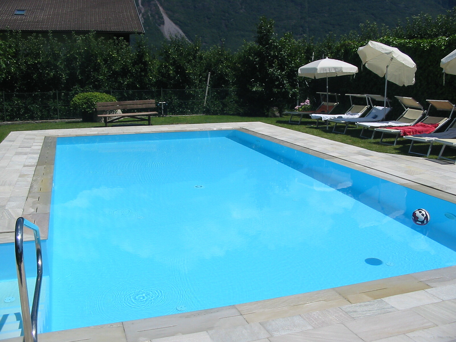pool with salt water