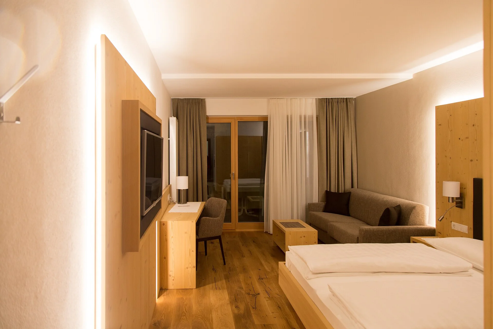 Albergo Agnello Malles 8 suedtirol.info