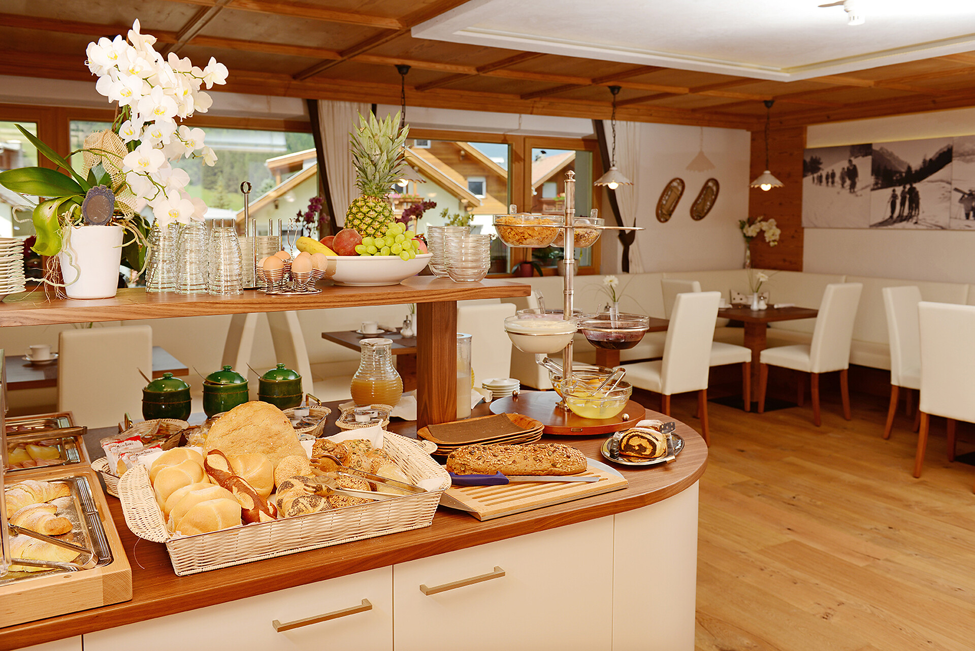 Breakfast room
