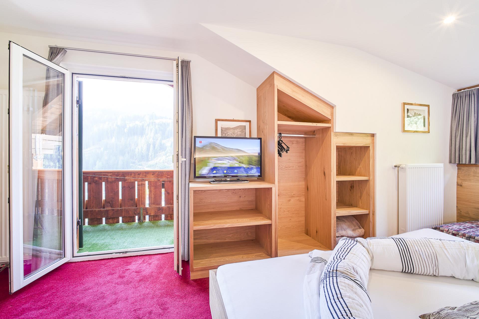 Garni - B&B Kedul Lodge Santa Cristina Val Gardena 2 suedtirol.info