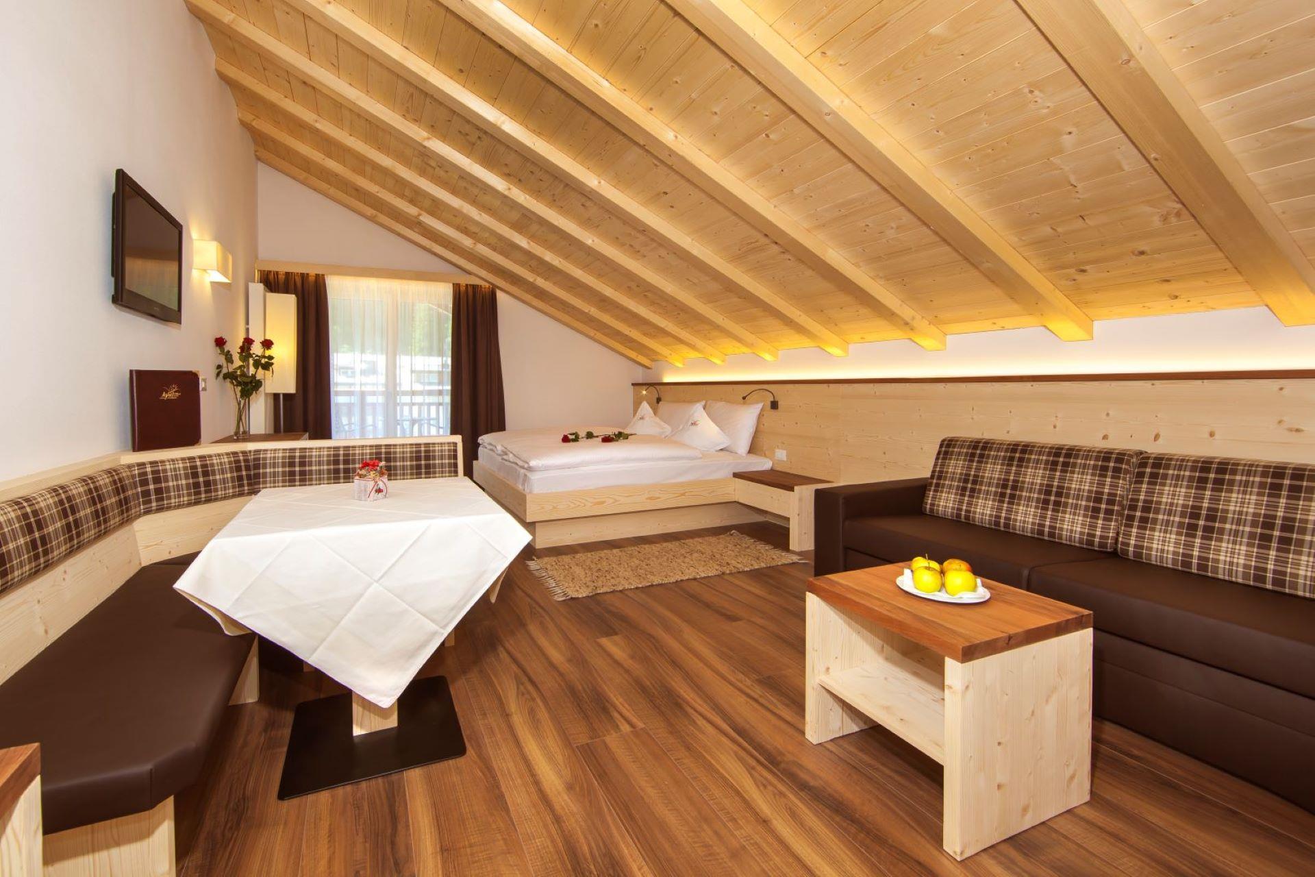 Garni-Hotel Aghel Suites & Apartments Sëlva/Selva 8 suedtirol.info