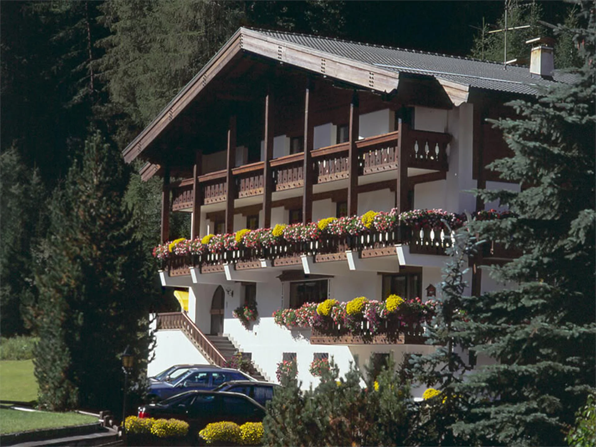 Garni-Hotel Dolomieu - Nevada WELLNESS & SPA Wolkenstein 27 suedtirol.info