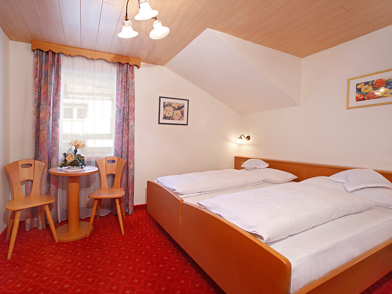 double room/ single room without balcony