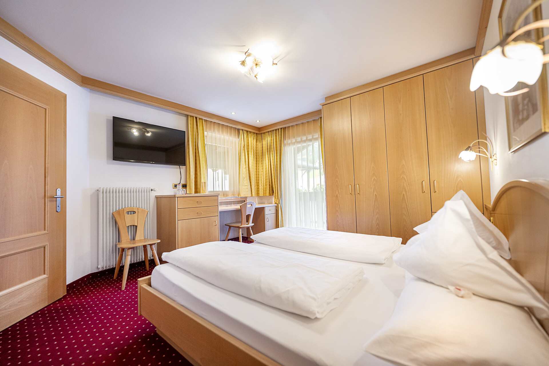 double room with balcony