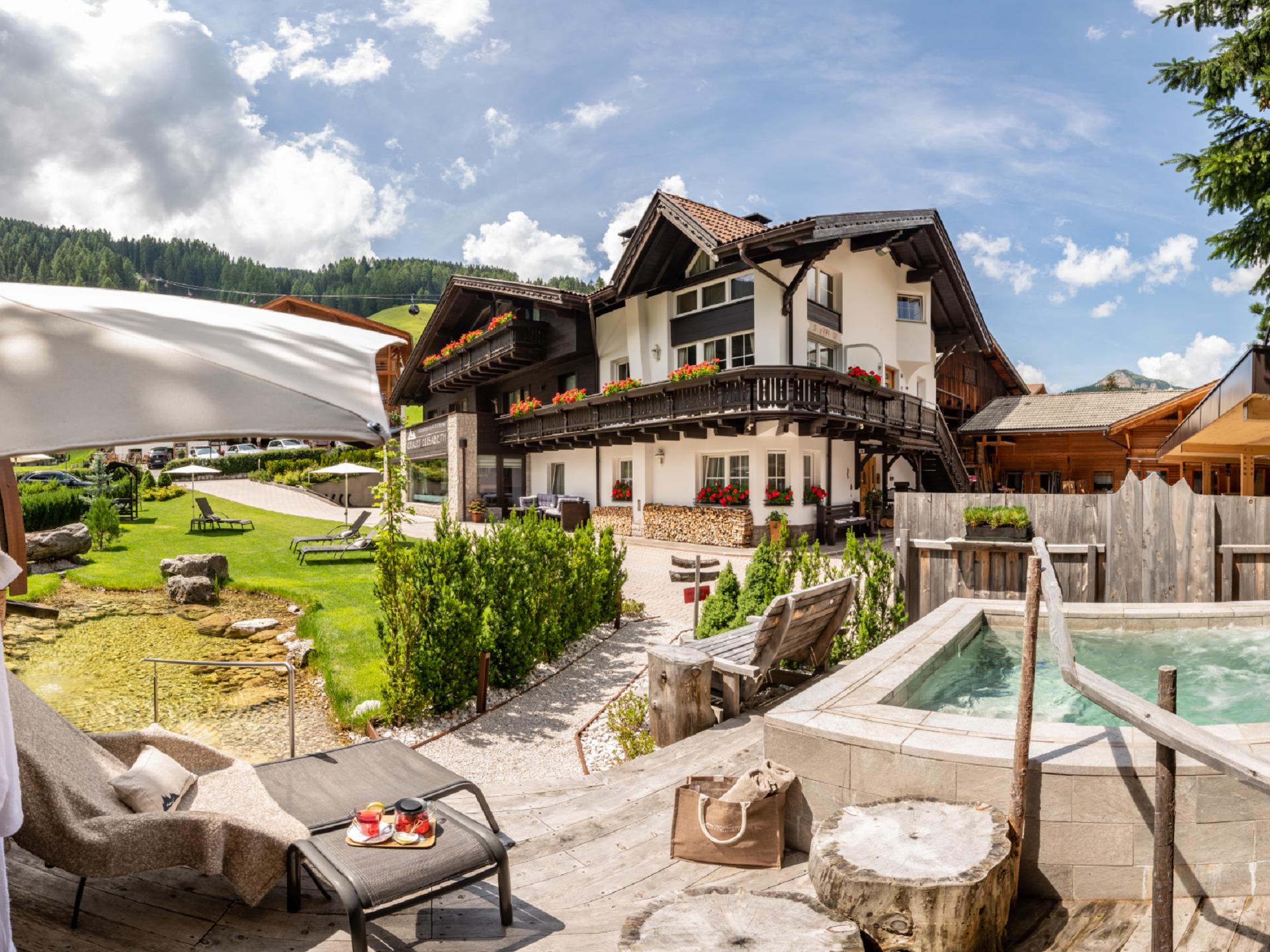 Garni Chalet Elisabeth - dolomites alpin & charme Wolkenstein 1 suedtirol.info
