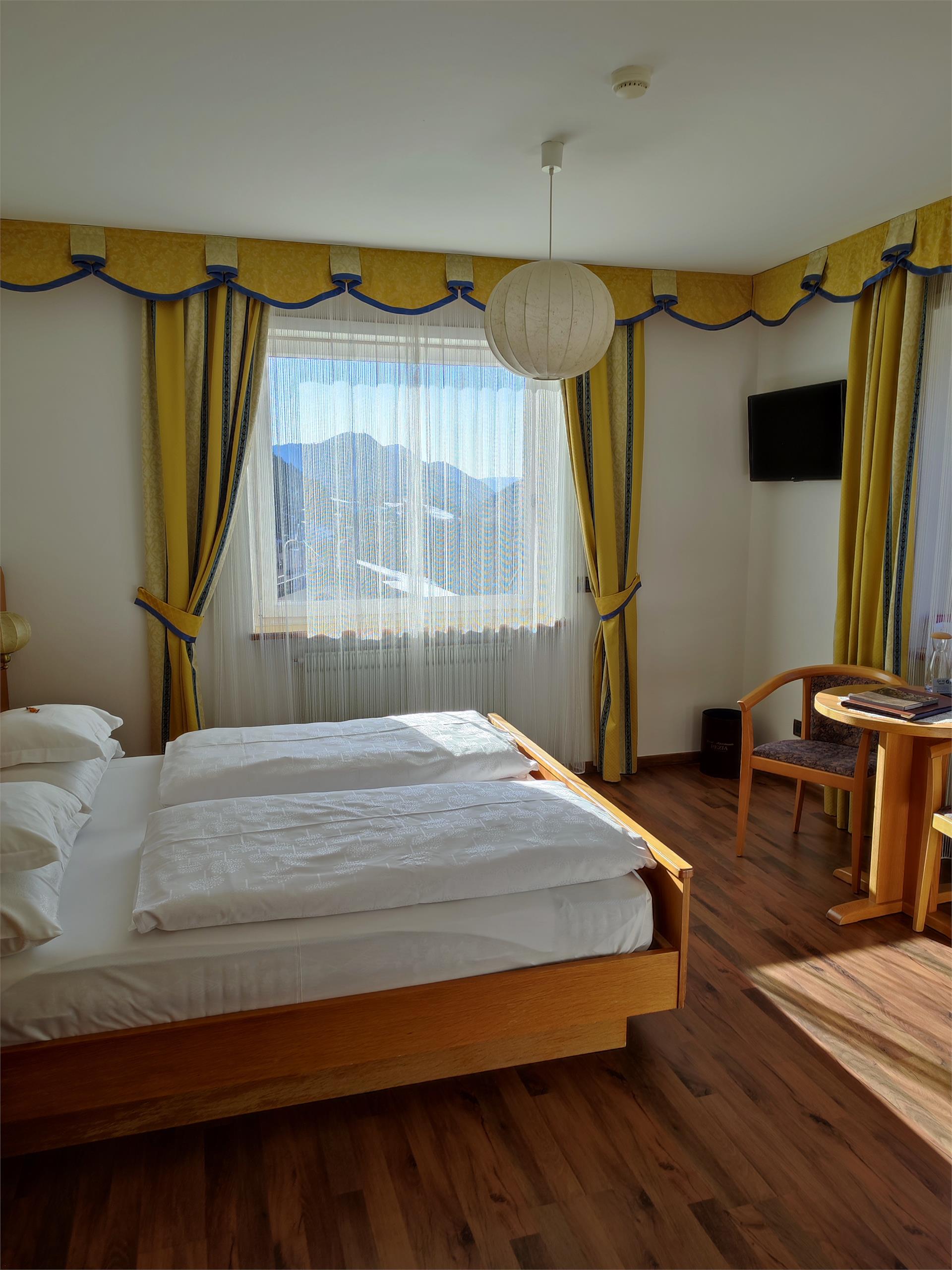 Garni Rezia Wolkenstein 11 suedtirol.info
