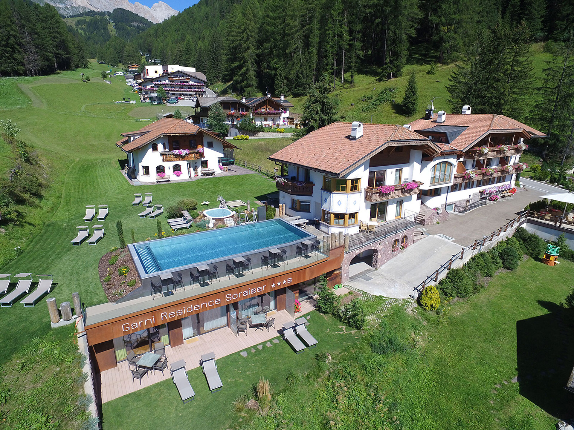 Residence Soraiser Dolomites small & luxury Sëlva/Selva 1 suedtirol.info