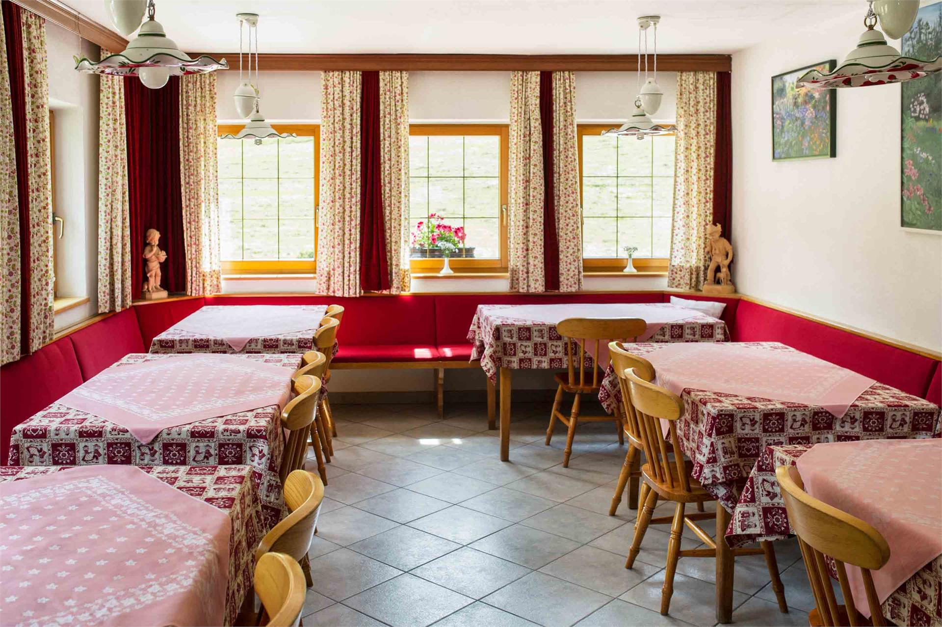 Garni Villa Insam Wolkenstein 7 suedtirol.info