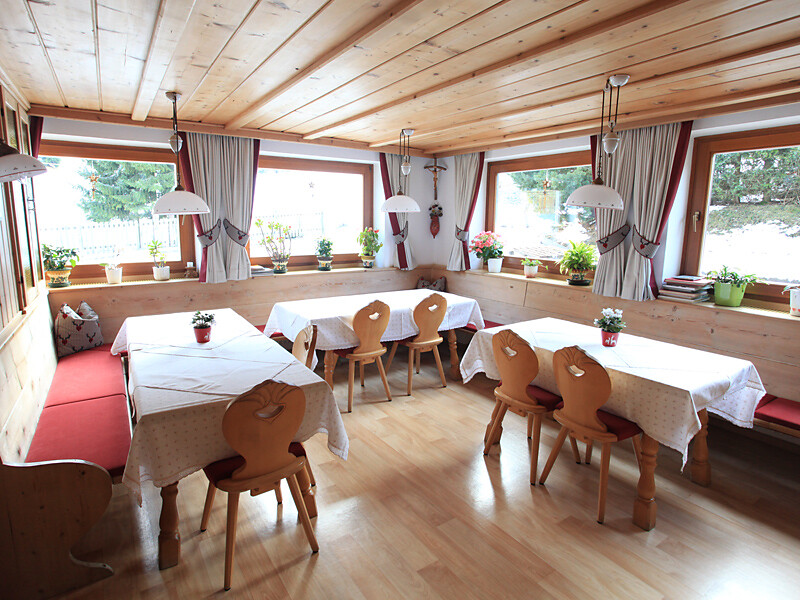 Breakfast room