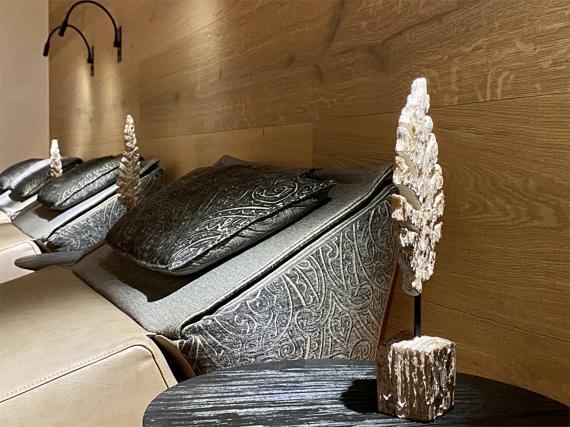 Garni-Hotel Mezdi Wellness B&B & App. Selva 20 suedtirol.info