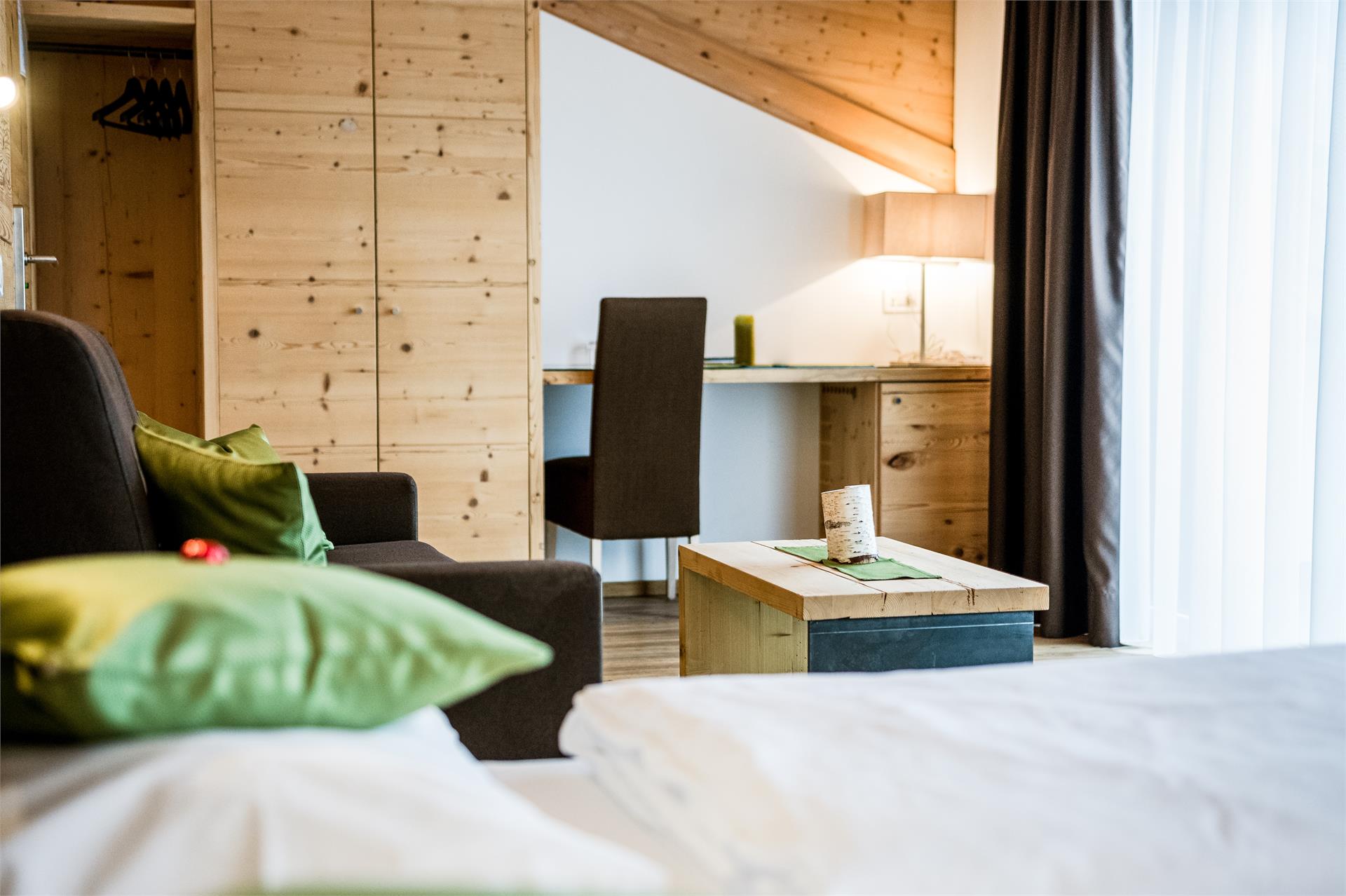 Garni-Hotel Mezdi Wellness B&B & App. Selva 16 suedtirol.info