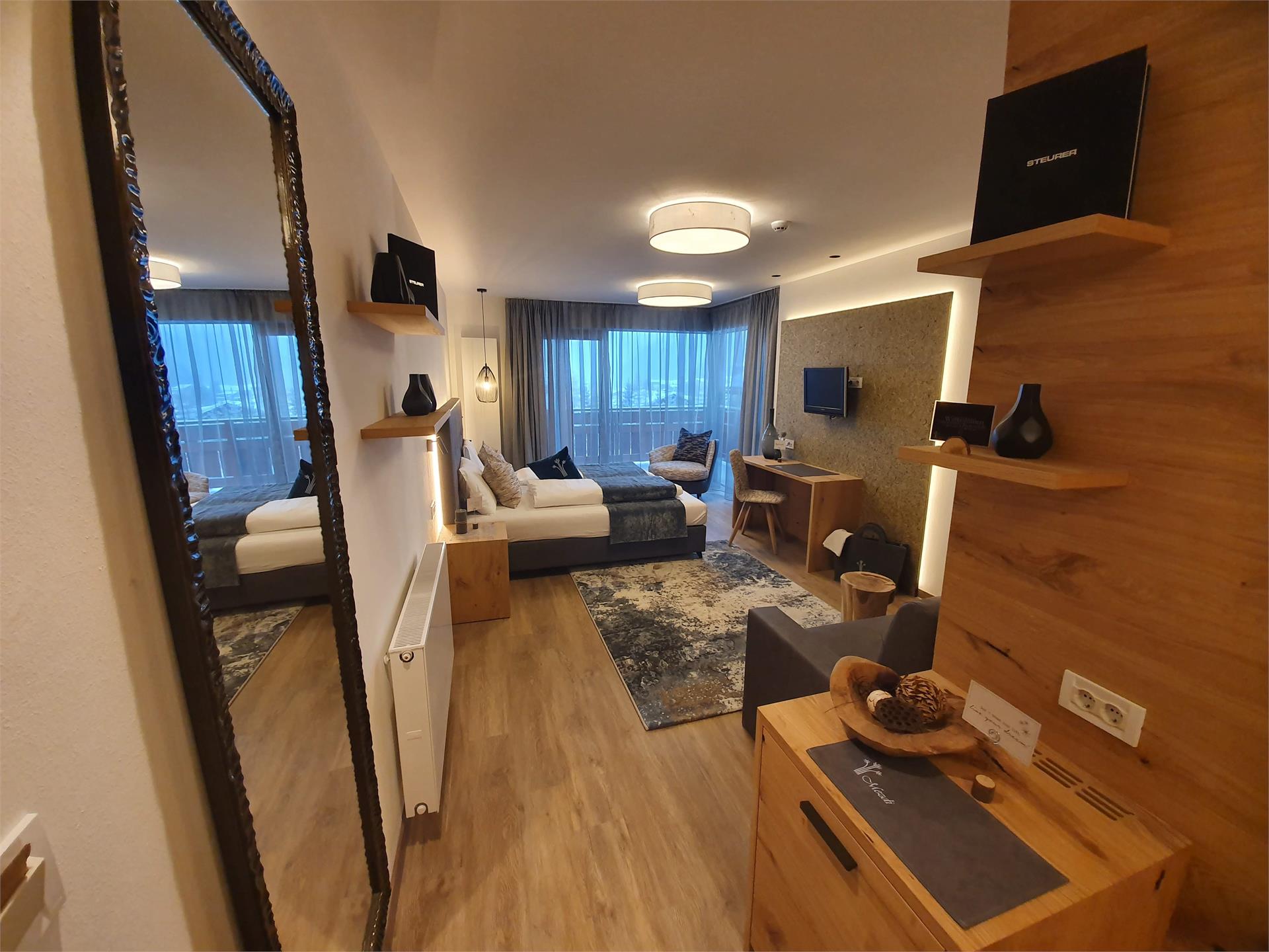 Garni-Hotel Mezdi Wellness B&B & App. Selva 13 suedtirol.info