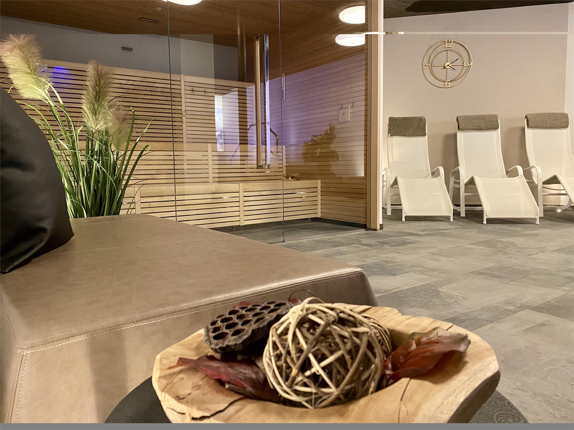 Garni-Hotel Mezdi Wellness B&B & App. Selva 23 suedtirol.info