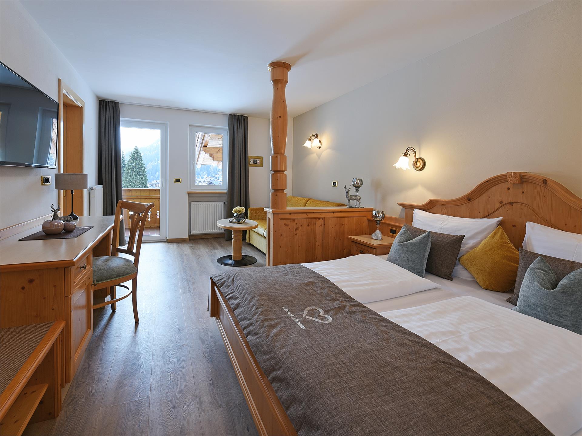 Garni-Hotel Miara  –  Your Dolomites Home Wolkenstein 11 suedtirol.info