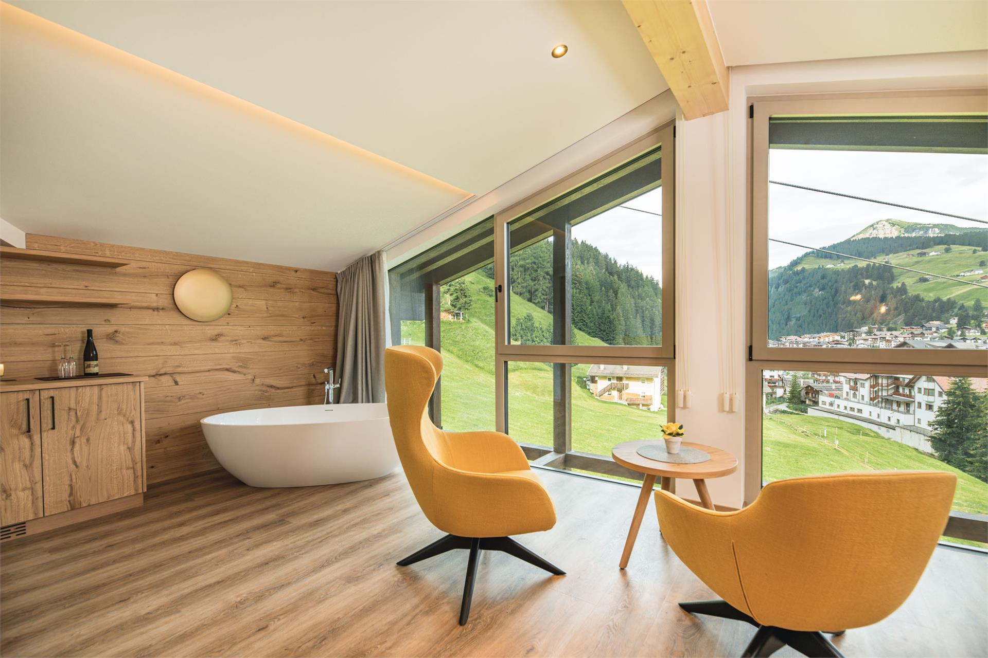 Garni-Hotel Miara  –  Your Dolomites Home Wolkenstein 7 suedtirol.info
