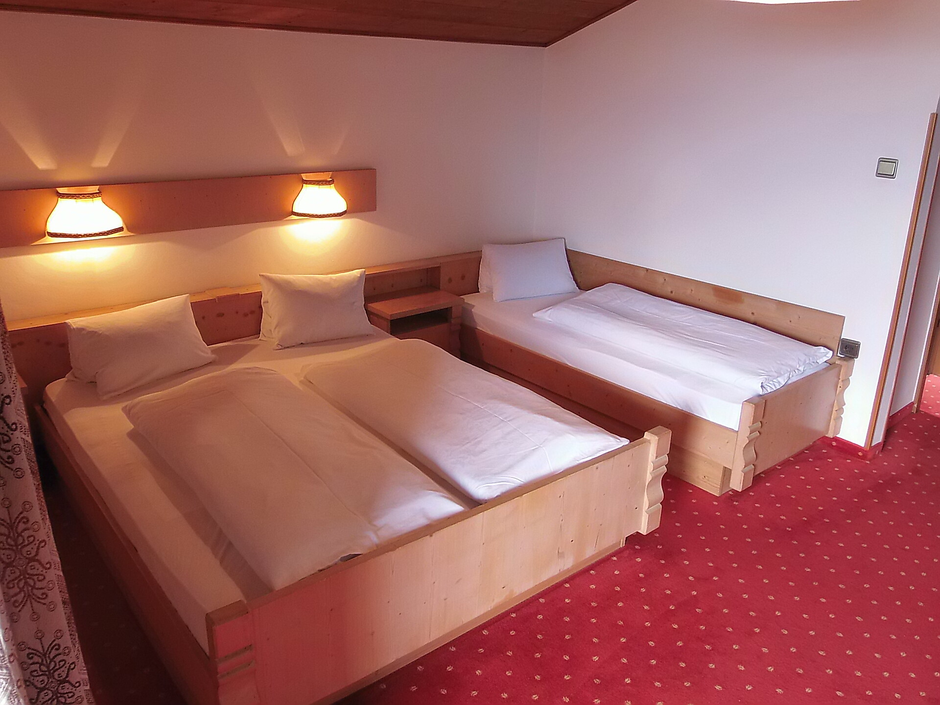Triple room