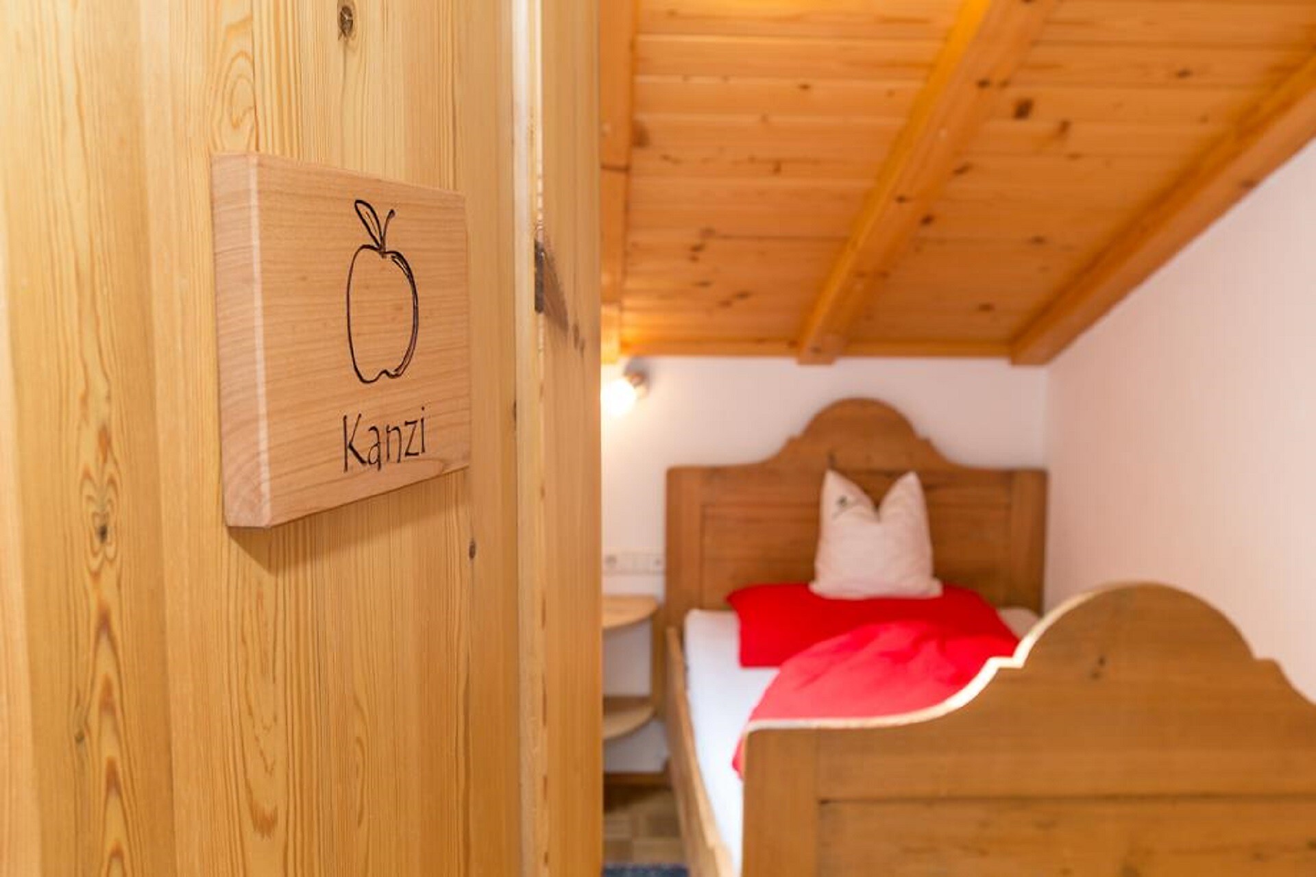 Einbettzimmer Kanzi