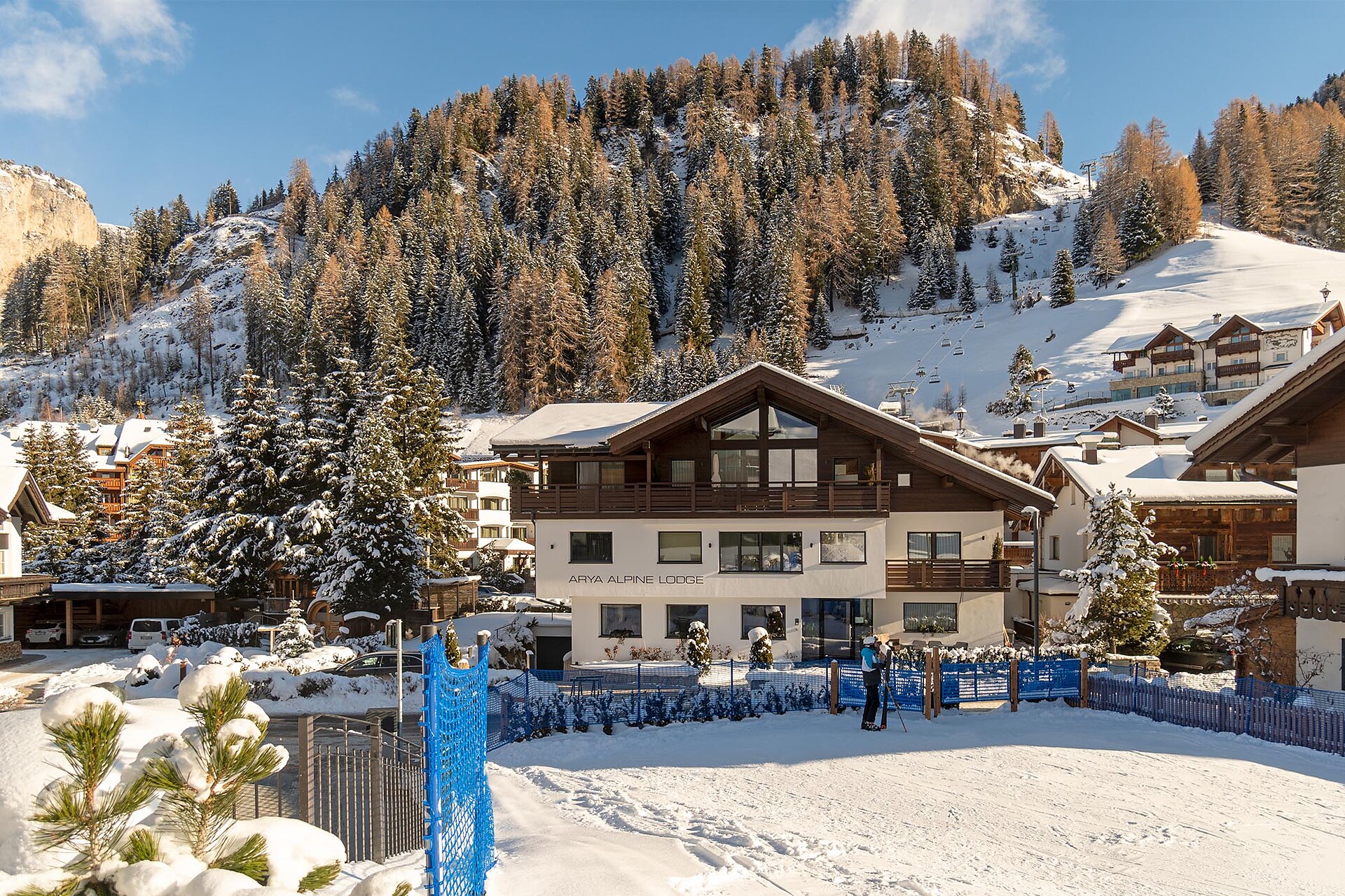 Arya Alpine Lodge in winter at the ski slope