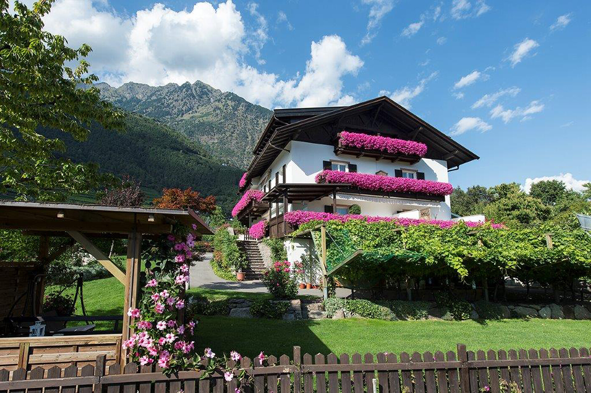 Garni Ganthaler Algund 20 suedtirol.info