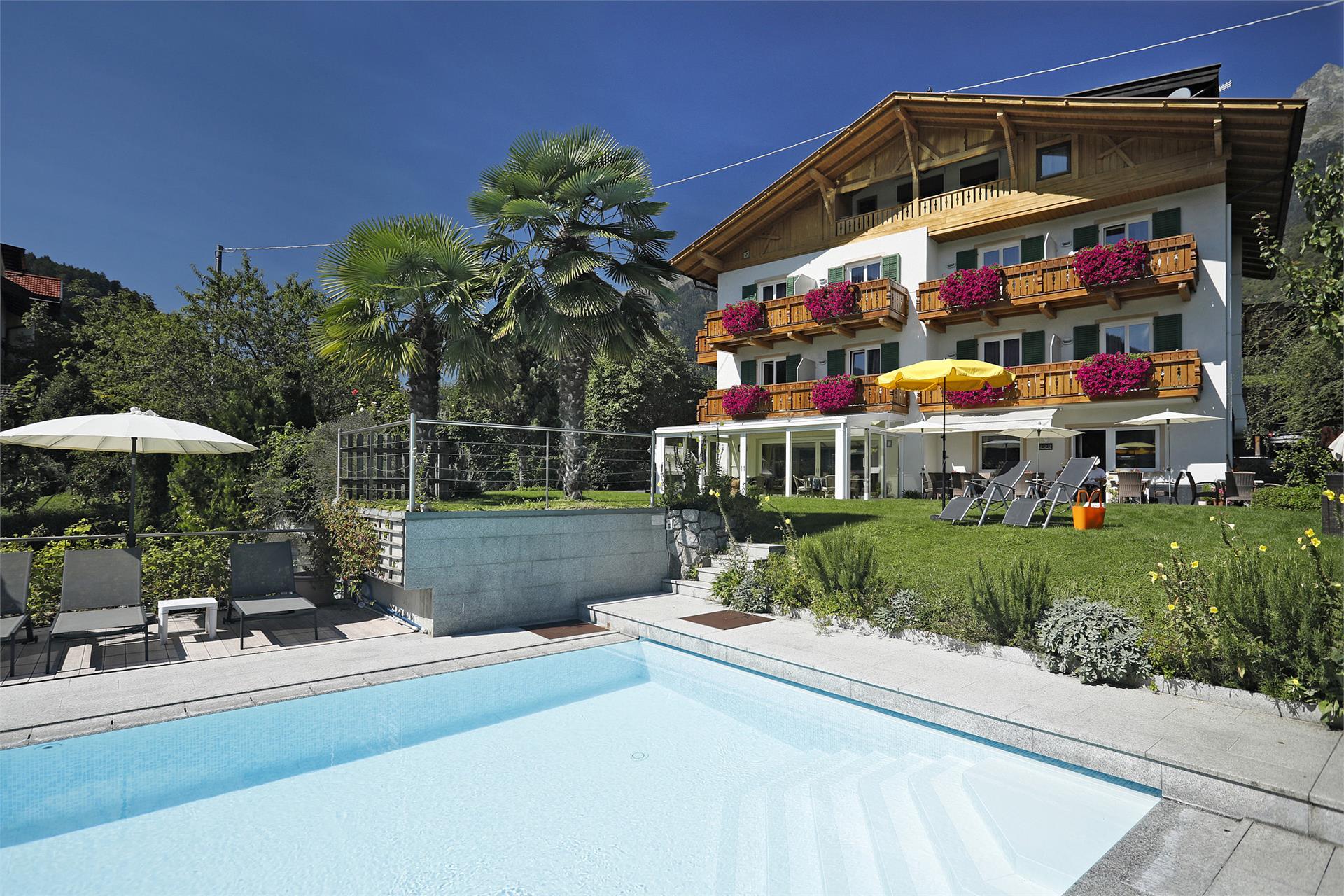 Garni & Residence Alpenblick Algund 4 suedtirol.info