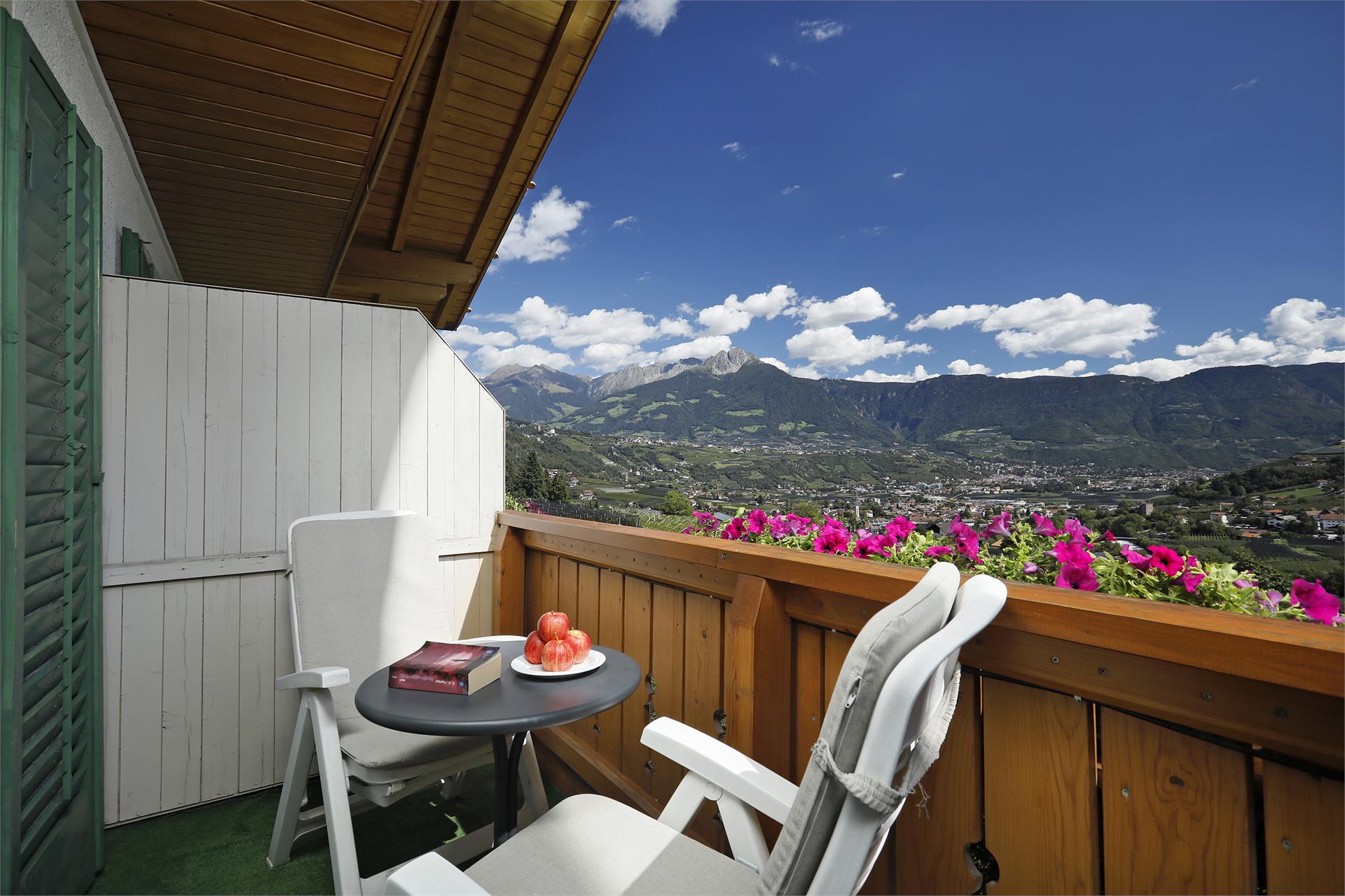 Garni & Residence Alpenblick Algund 22 suedtirol.info
