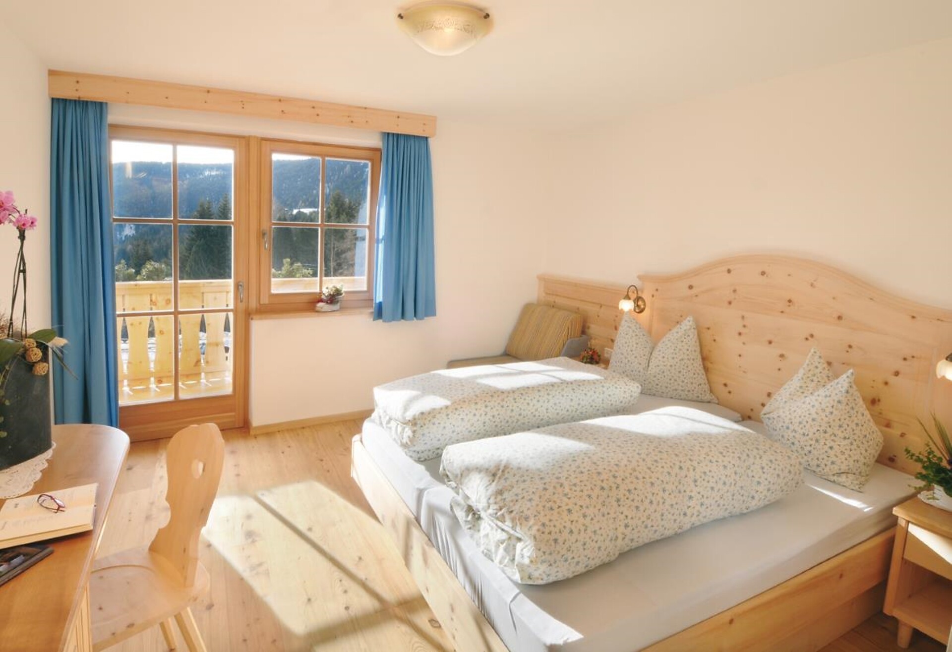 our rooms with balcony
