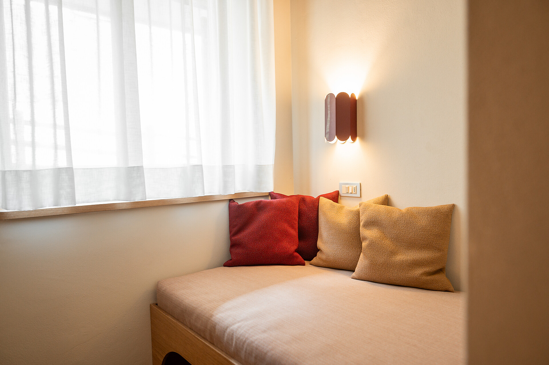 4 bed room