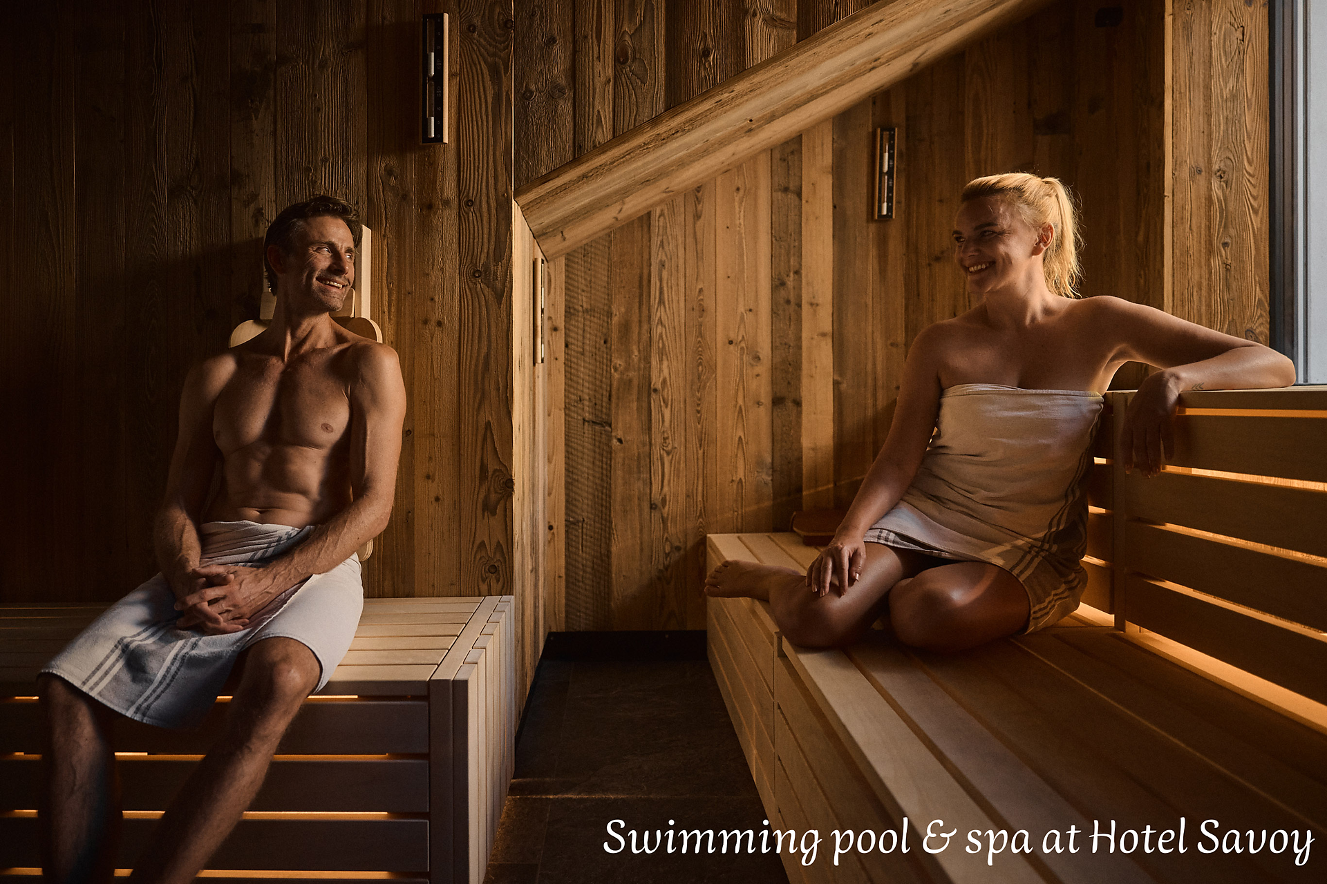 Swimming pool & spa at Hotel Savoy