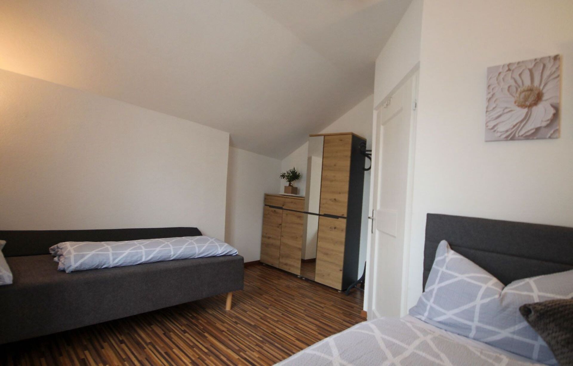 Schlafzimmer 2