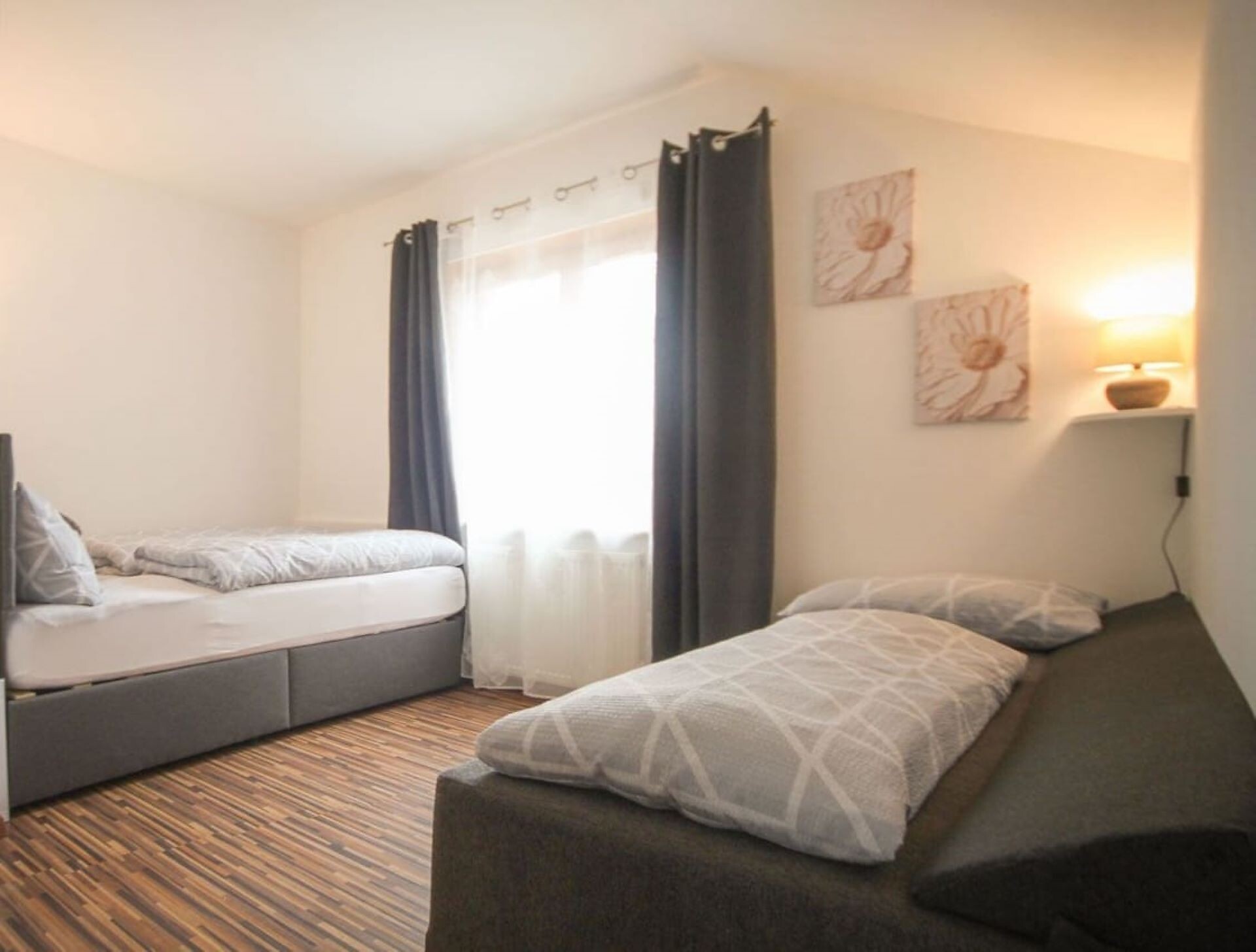 Schlafzimmer 2