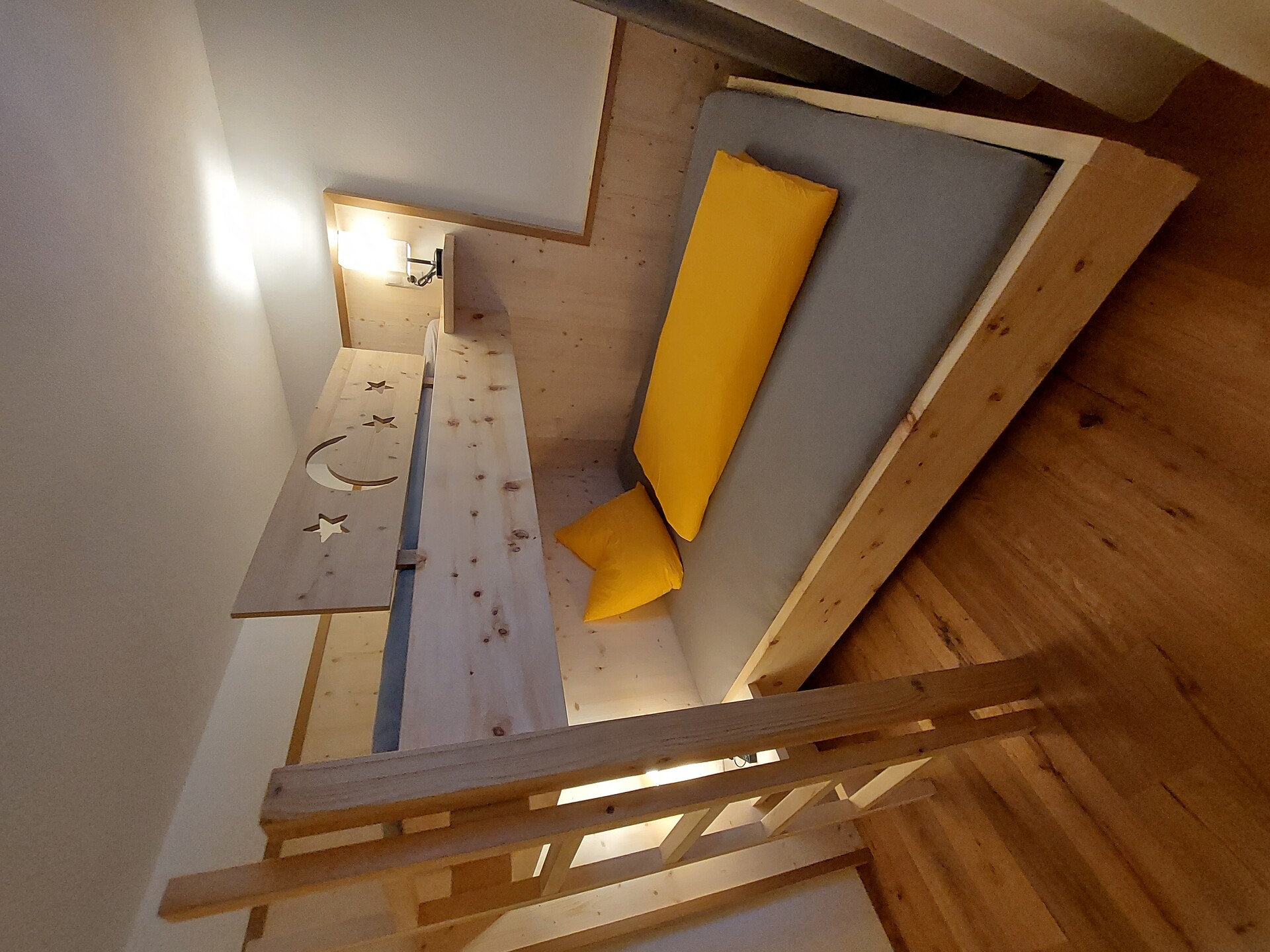 Kinderzimmer Morgenrot