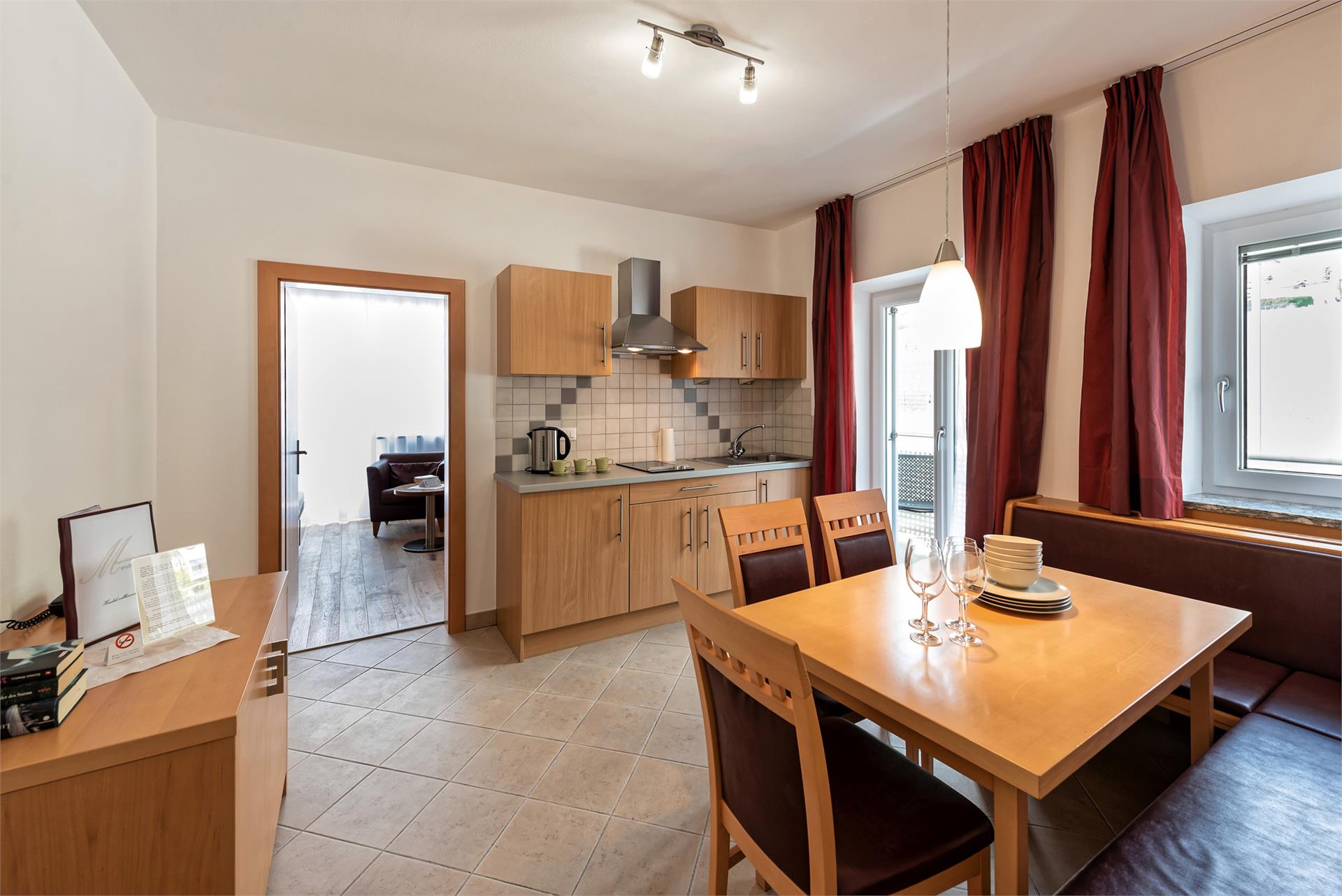 Garni-Hotel Mendelblick Kaltern an der Weinstraße 15 suedtirol.info